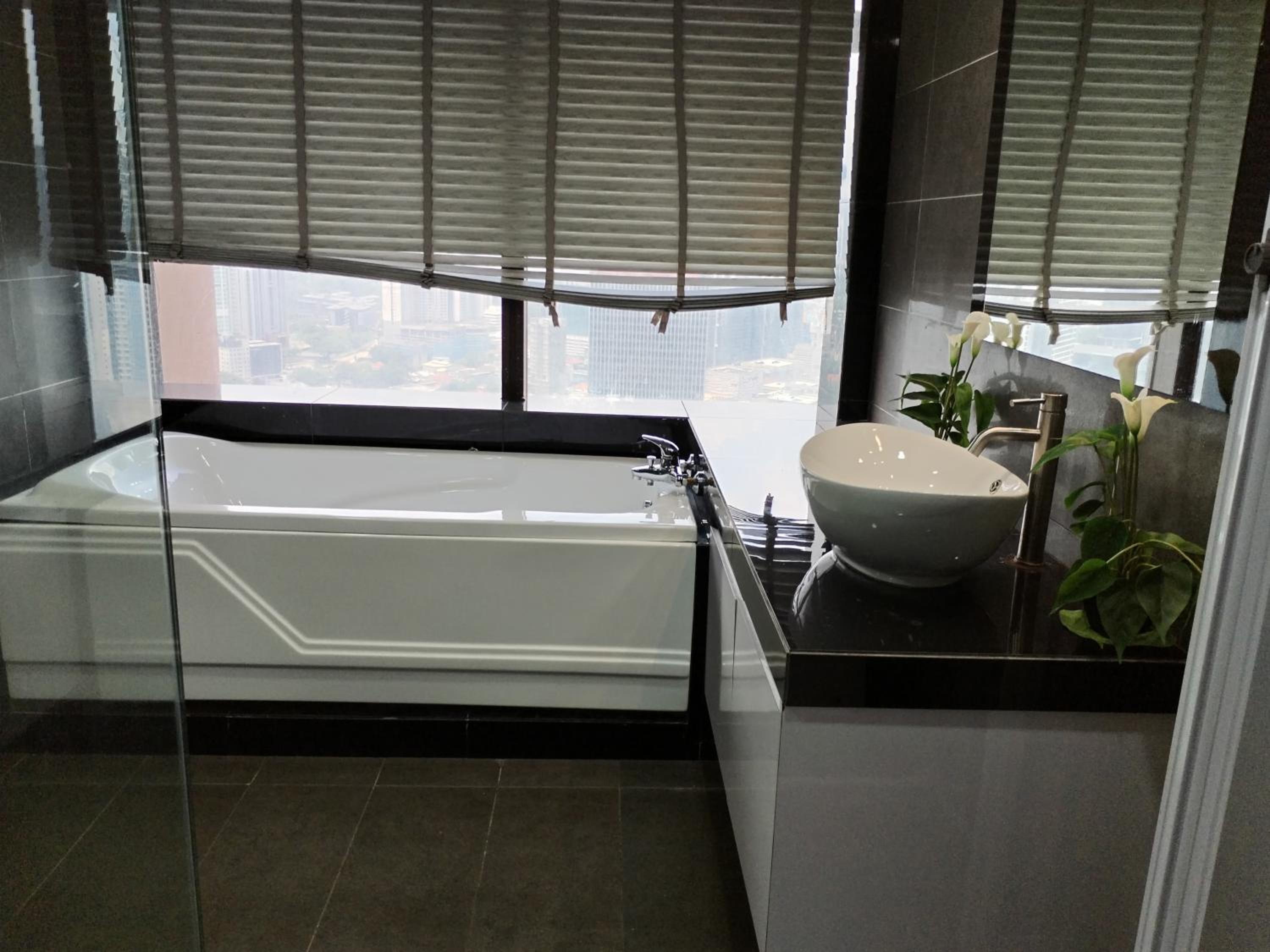 Bintang Lux B&B Suites Times Square KL