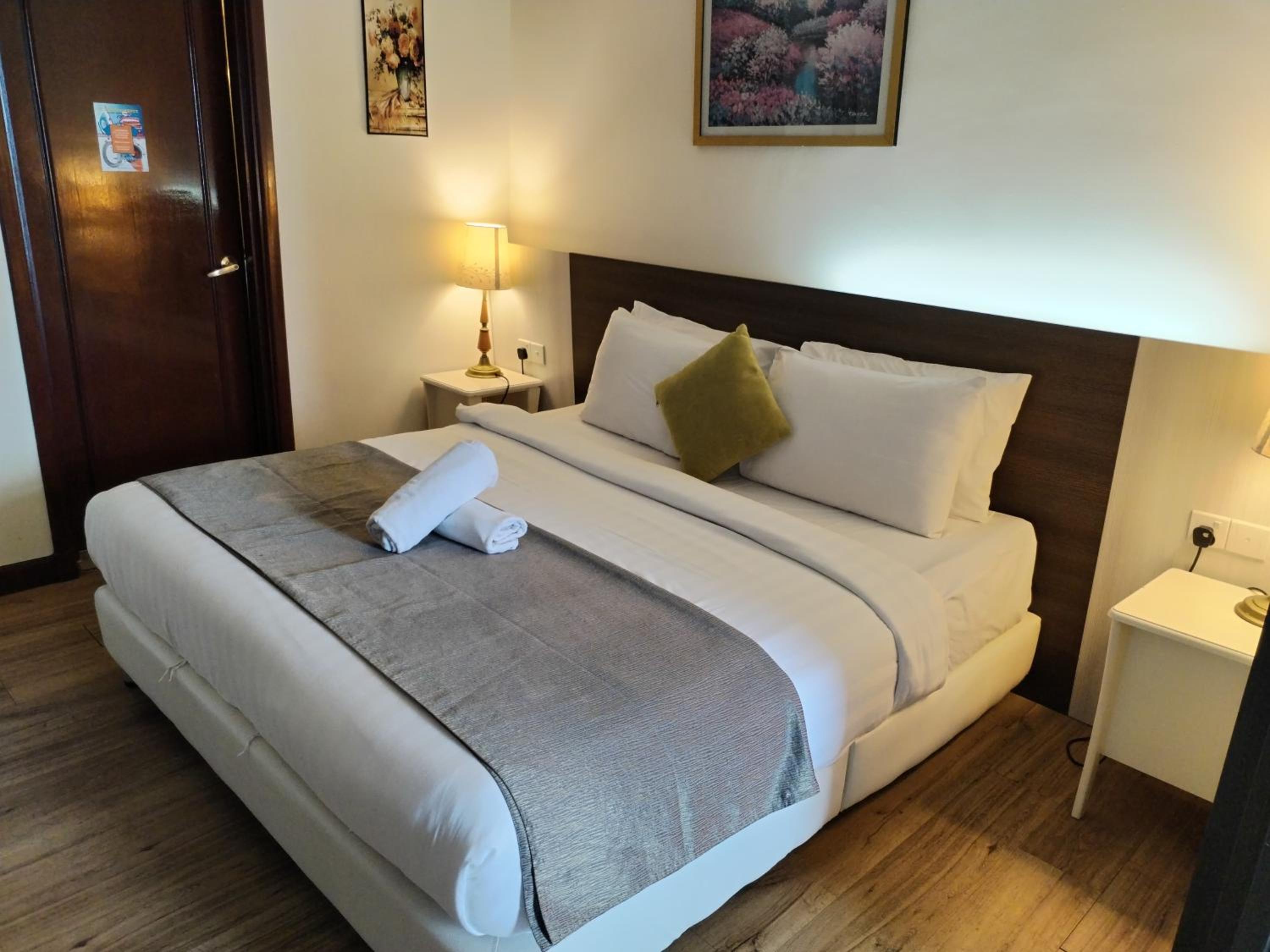 Bintang Lux B&B Suites Times Square KL