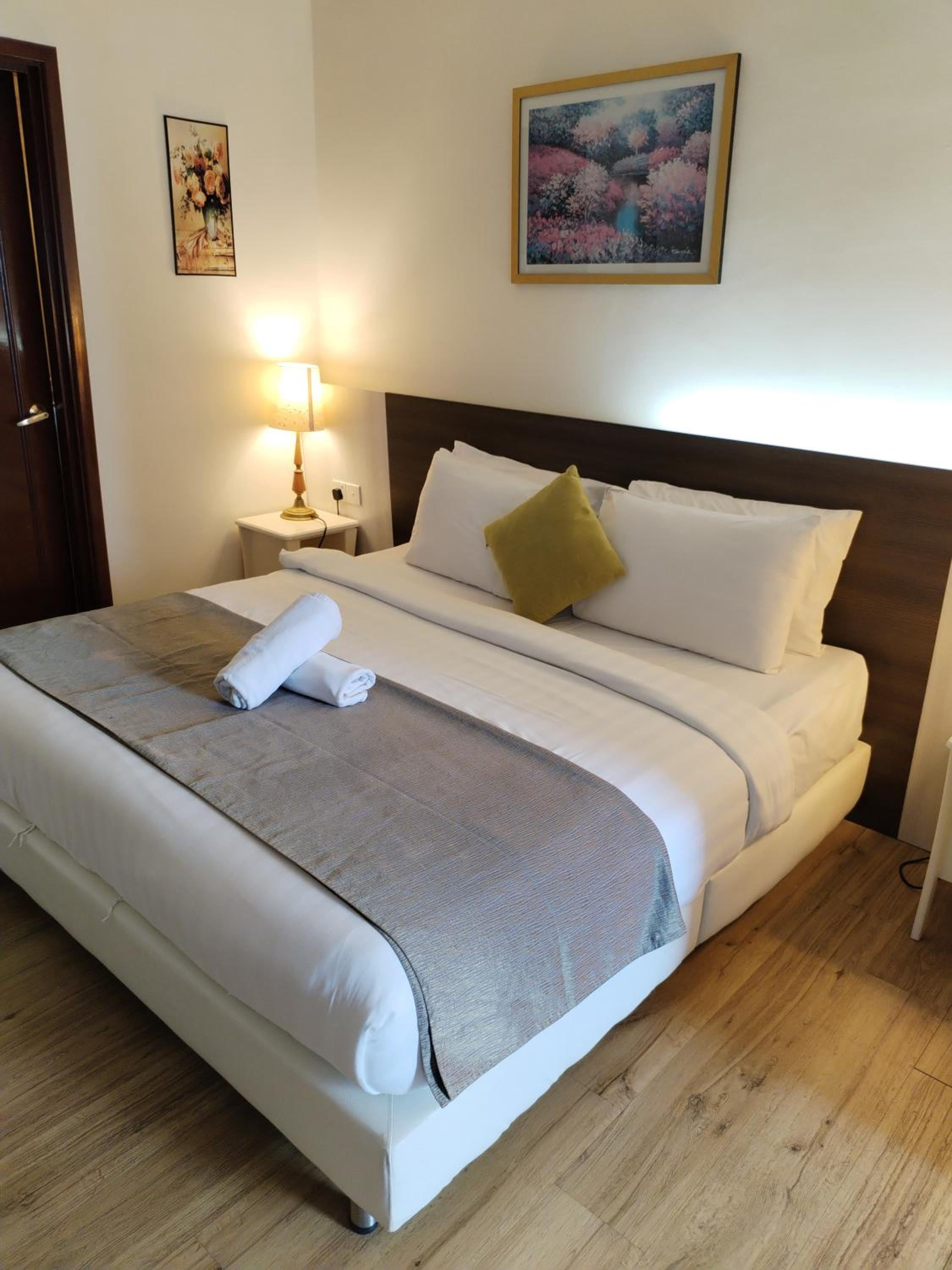 Bintang Lux B&B Suites Times Square KL