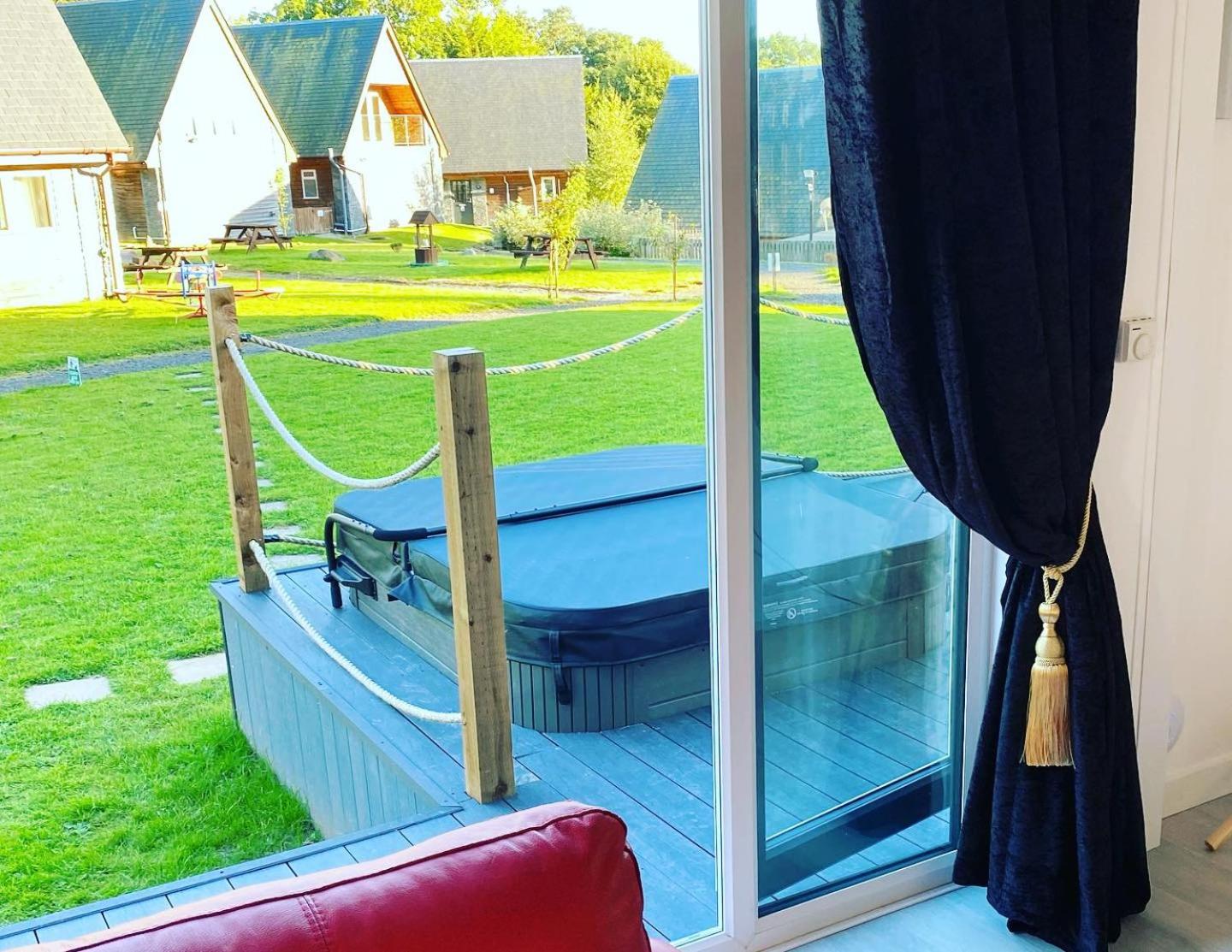 Balmaha Lodges and Apartments