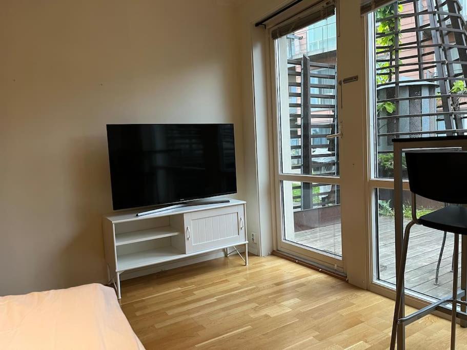 Sentral perle midt på solsiden view 3