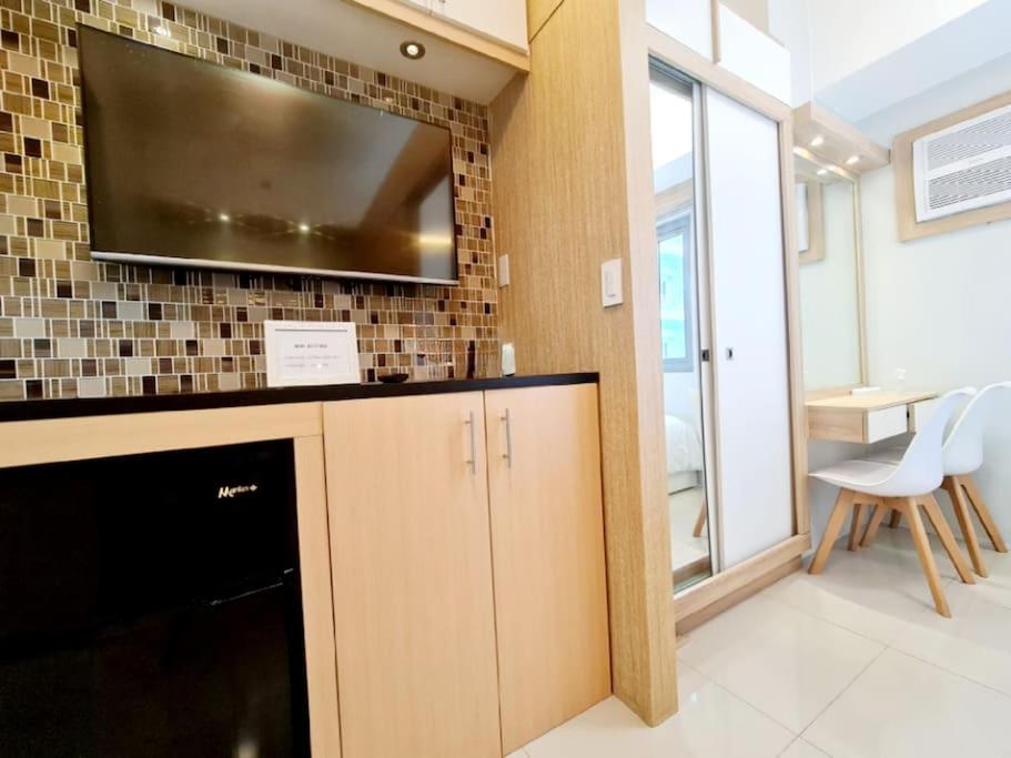 Grass Residences 25th T5 view 3