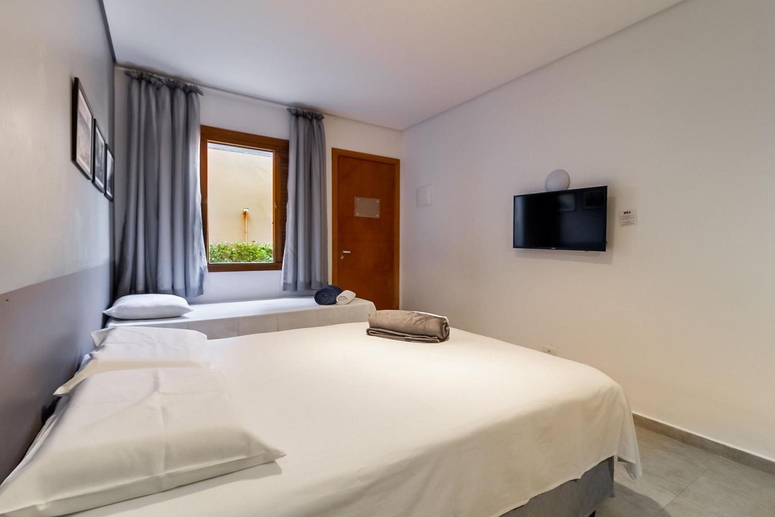 Studio 2 Pinheiros by Oba