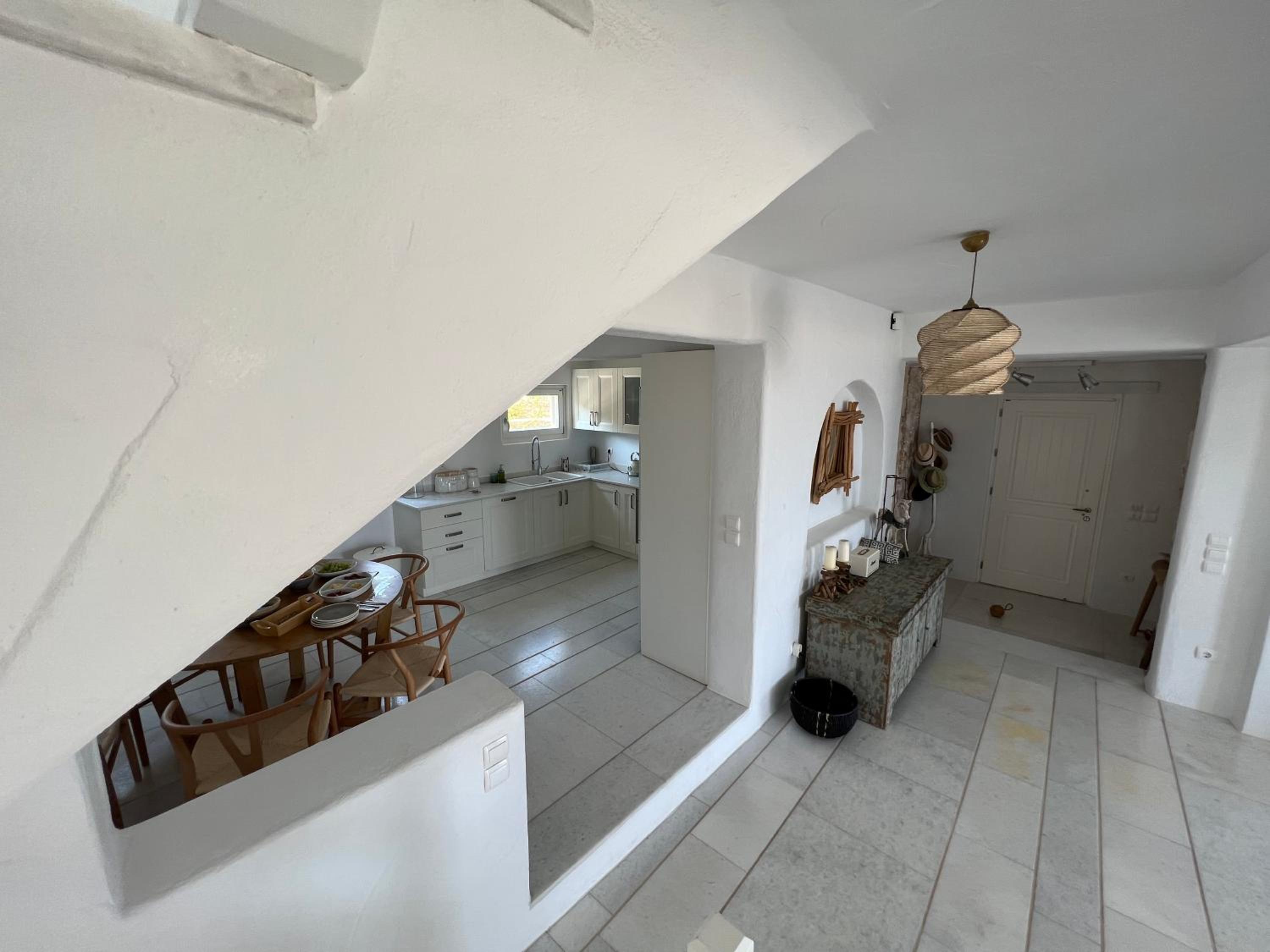 Immaculate Villa & Pool in Paros - Sleeps 10 photo 3