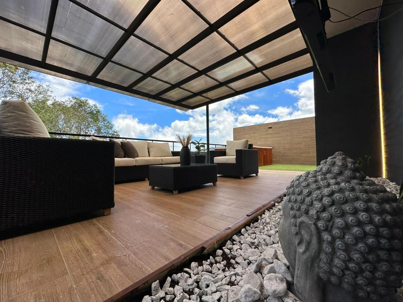 Espectacular ph con jacuzzi y los mejores atardeceres en medellin ,poblado alto