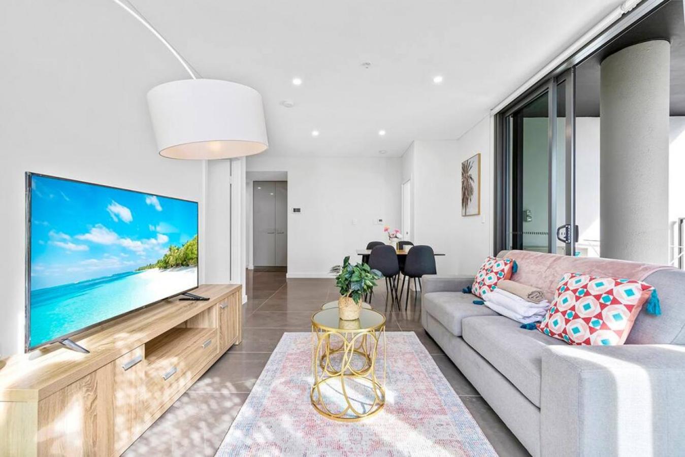 Luxury 2BR APT in heart of Macquarie Park