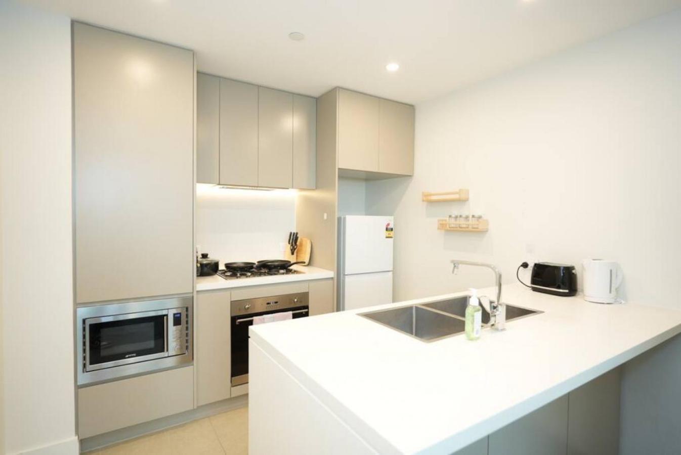 Superior View APT in heart of Sydney Olympic Park