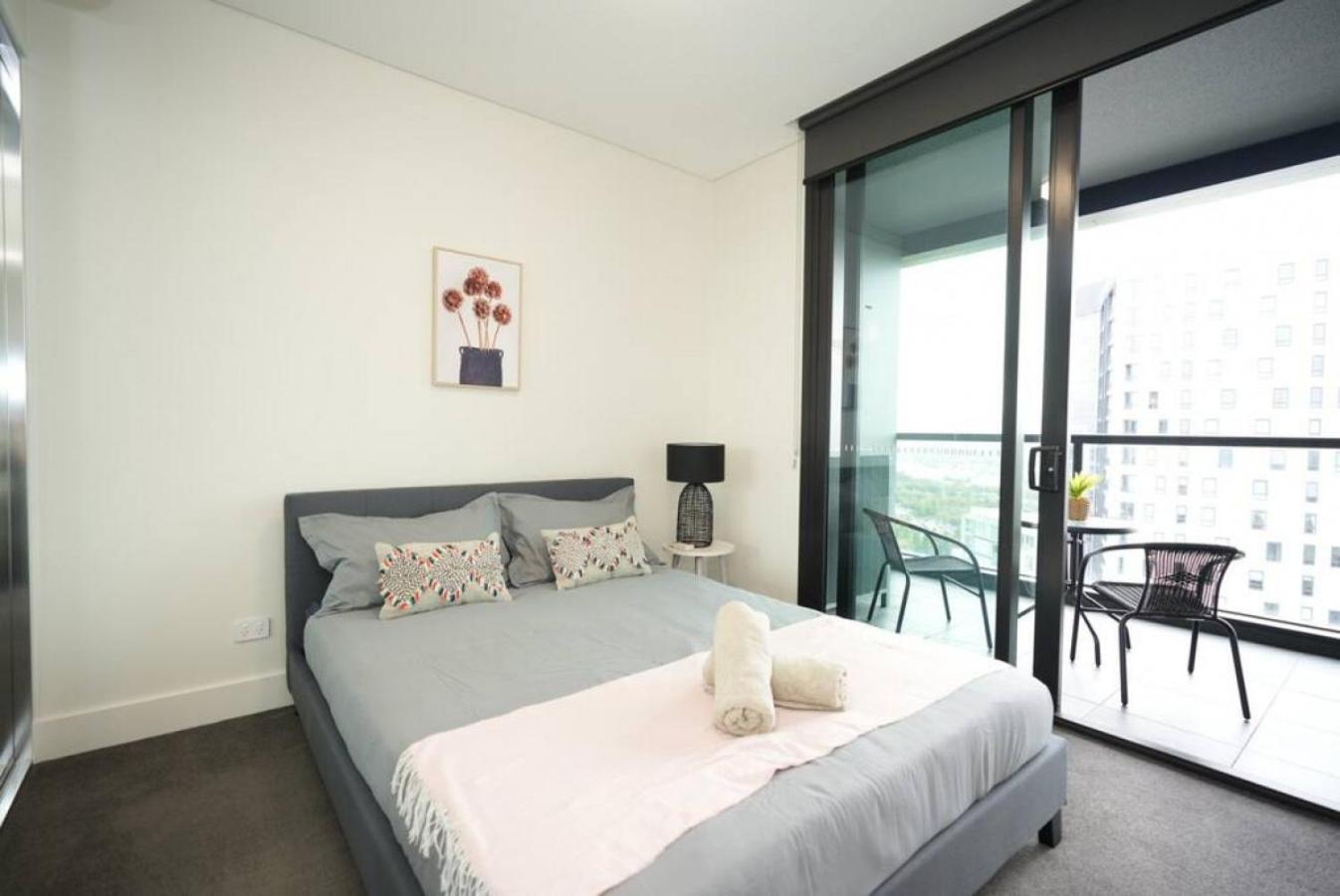 Superior View APT in heart of Sydney Olympic Park