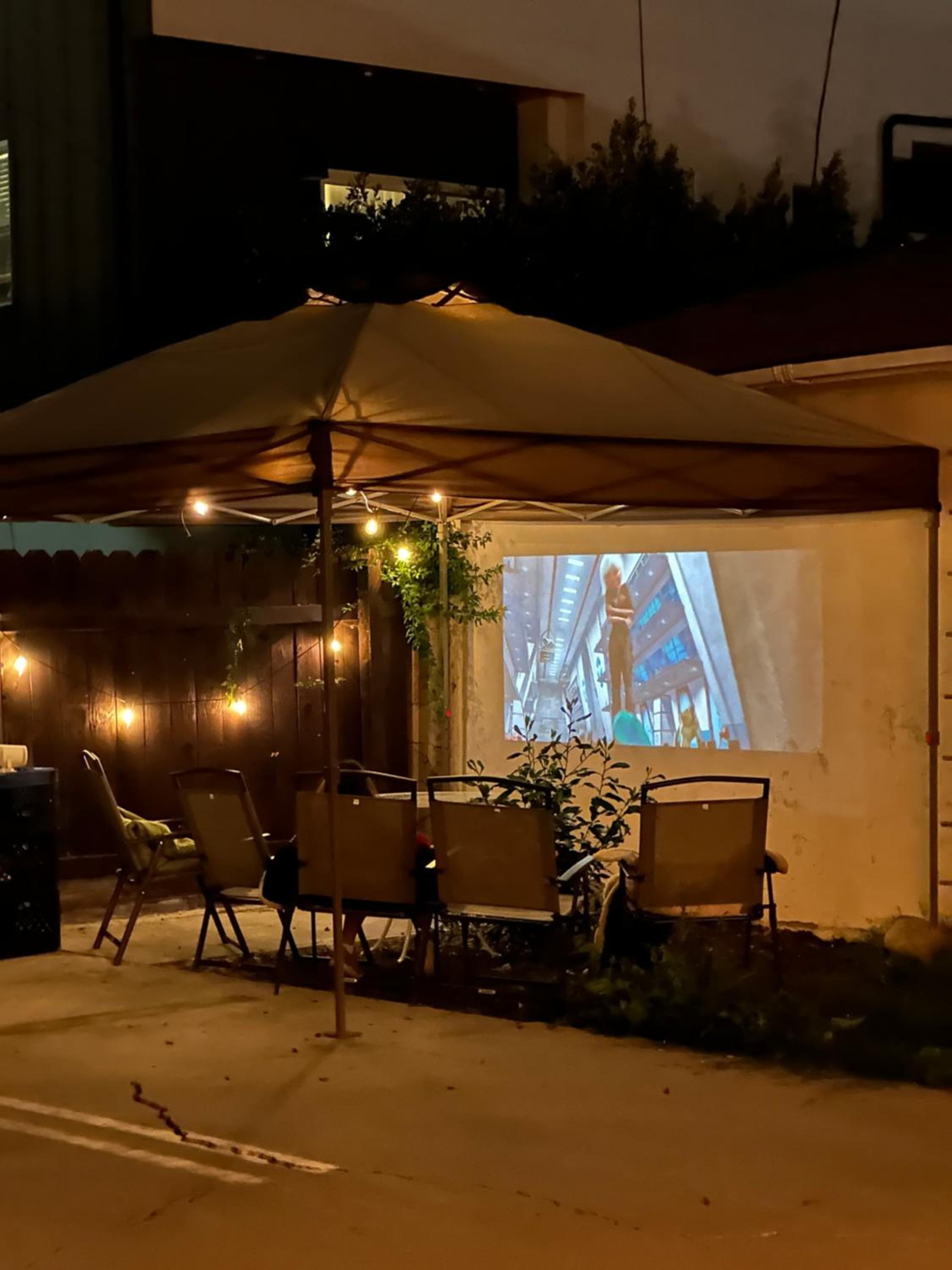 Digital Nomads Haven Fast Wi-fi And Comfortable
