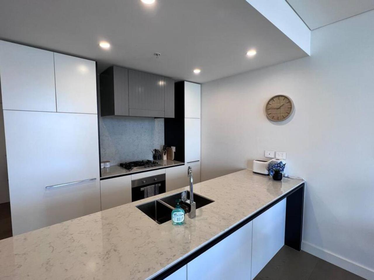 Your Luxury Weekend Getaway in Wentworth Point