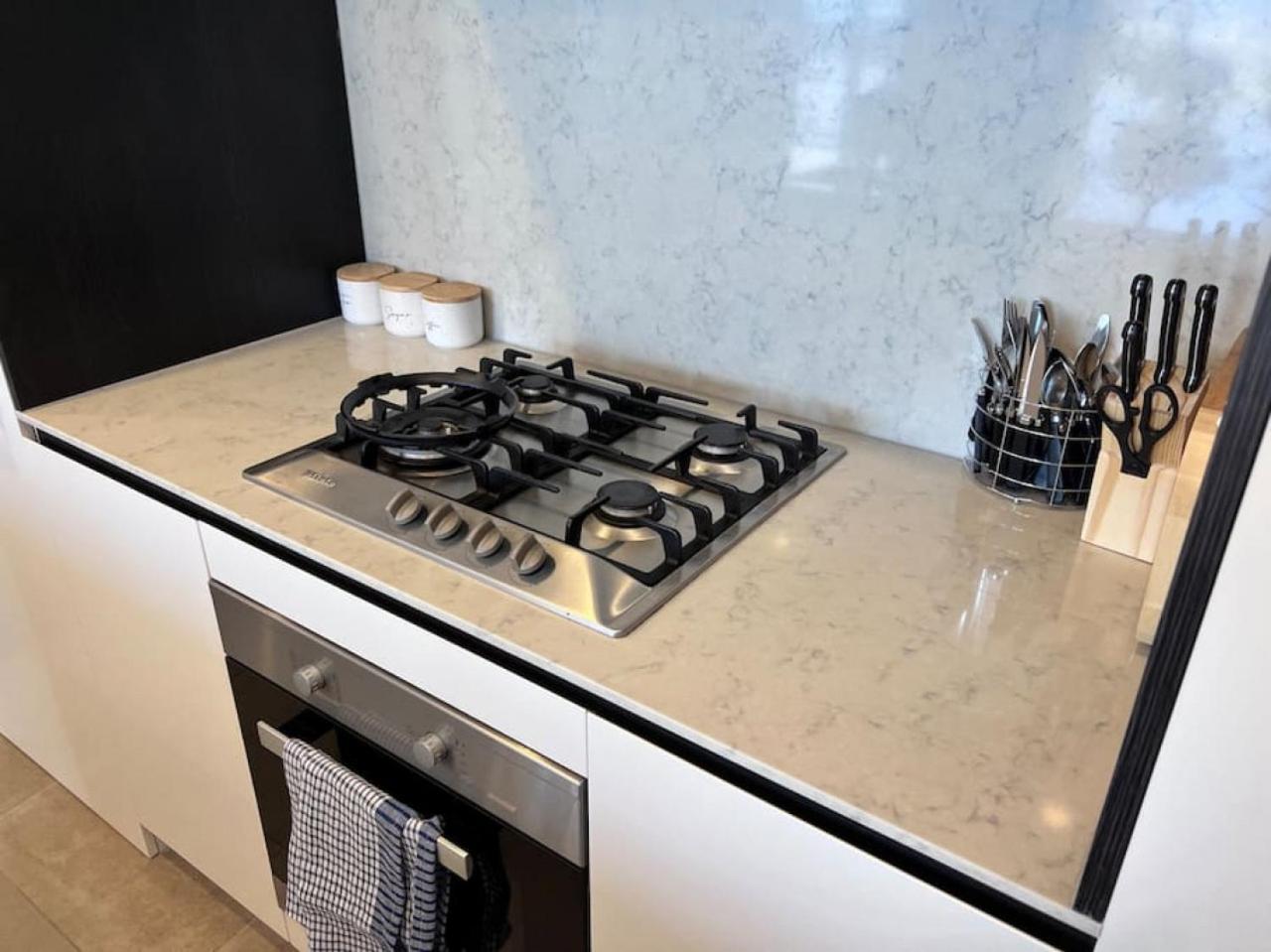 Your Luxury Weekend Getaway in Wentworth Point