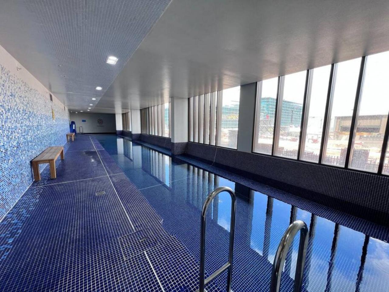 Your Luxury Weekend Getaway in Wentworth Point