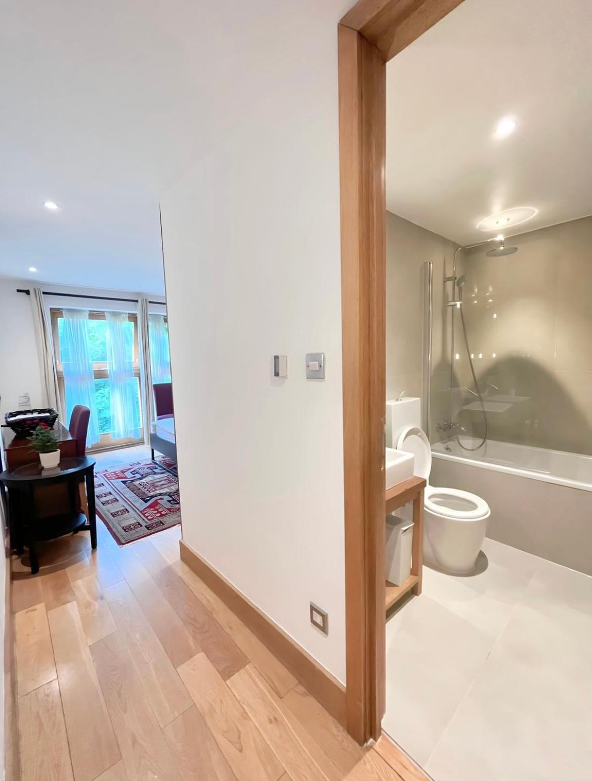 Luxury 2 Double Bedroom Flat - Kensington London