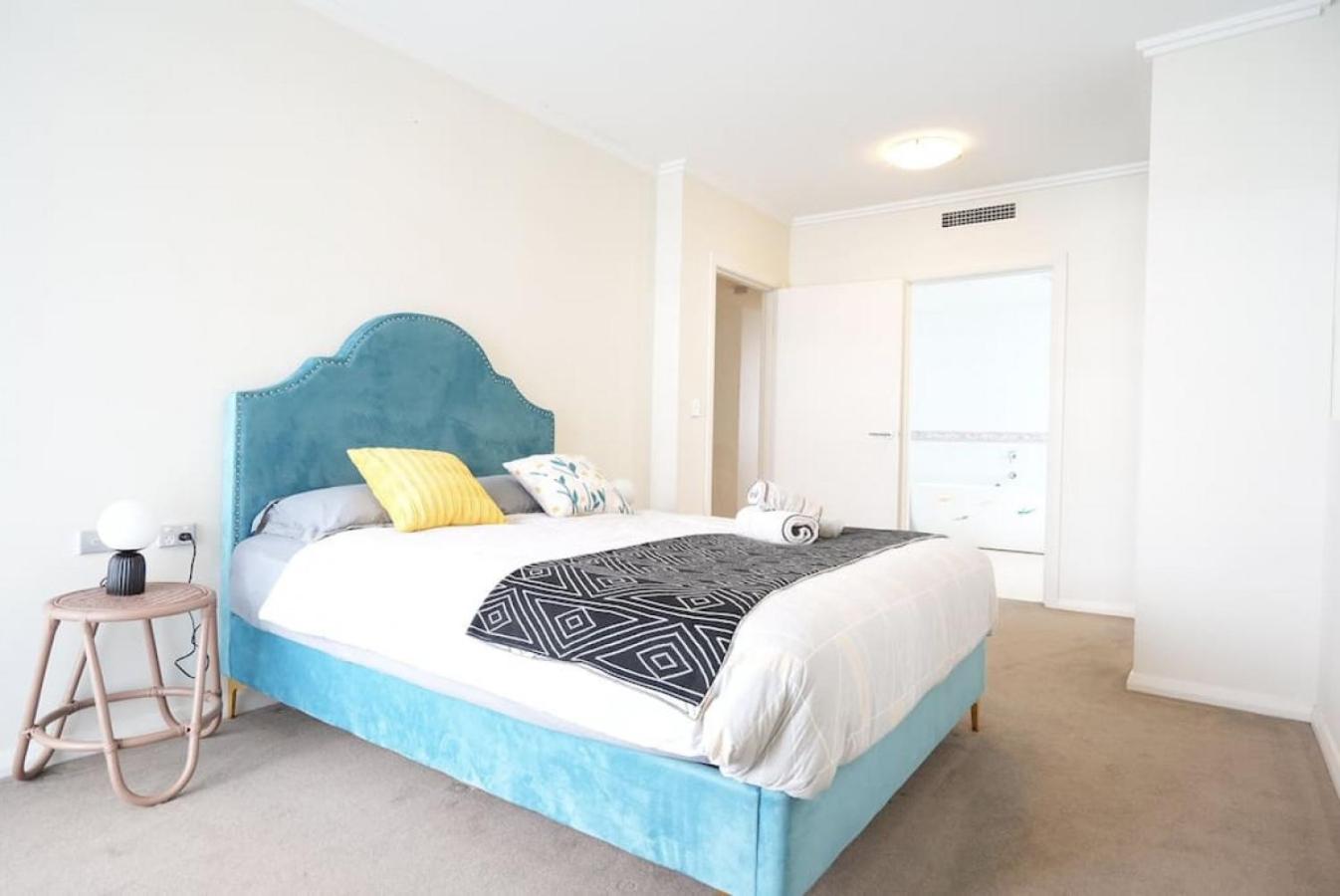 2 Bedroom Apartment in the Heart of Rhodes