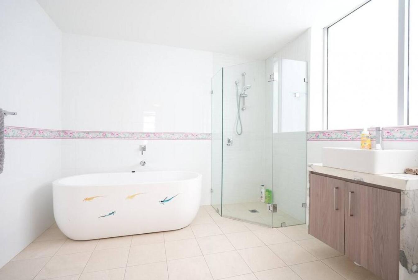 2 Bedroom Apartment in the Heart of Rhodes