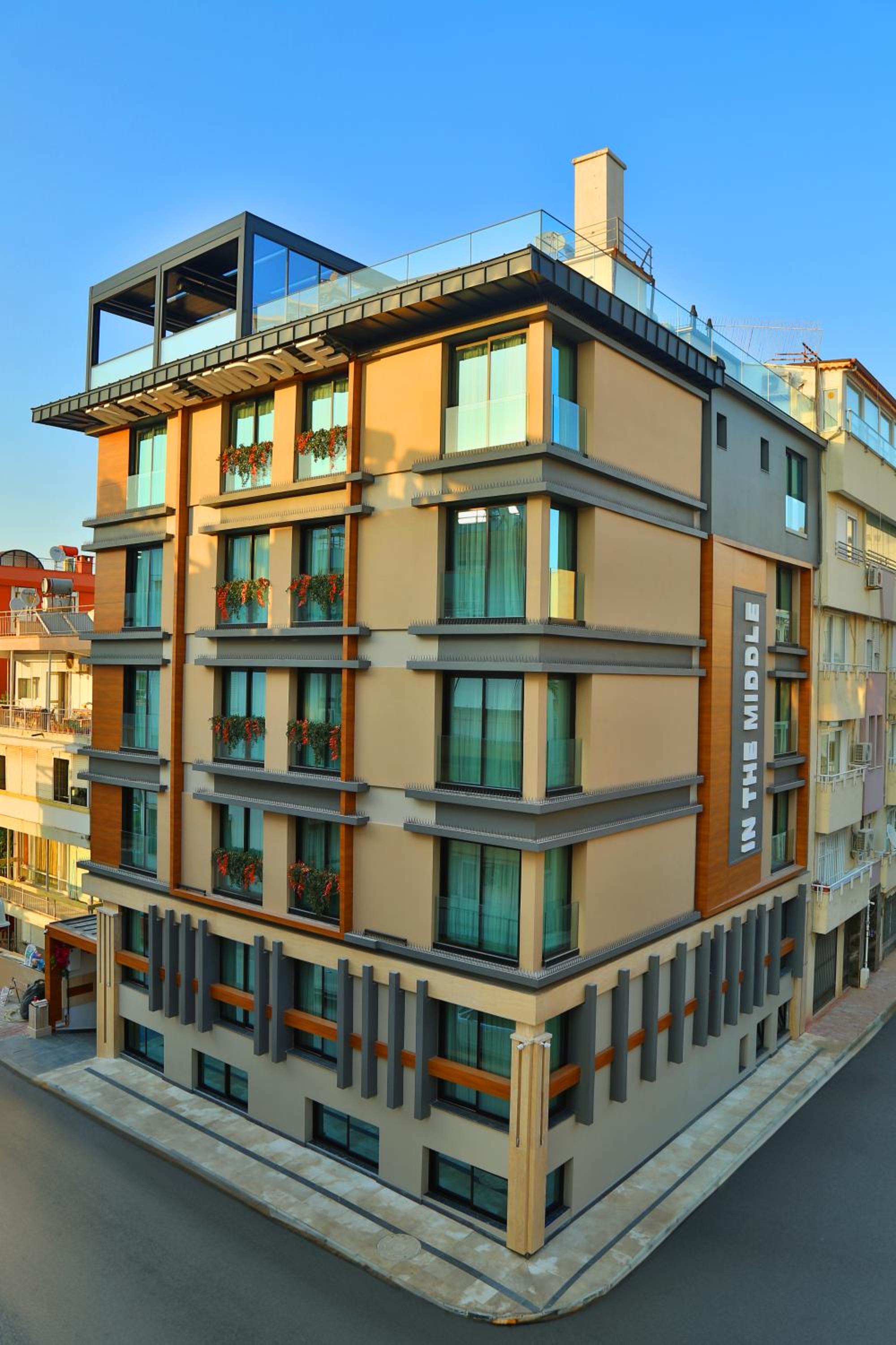 İn The Middle Otel - Image 9