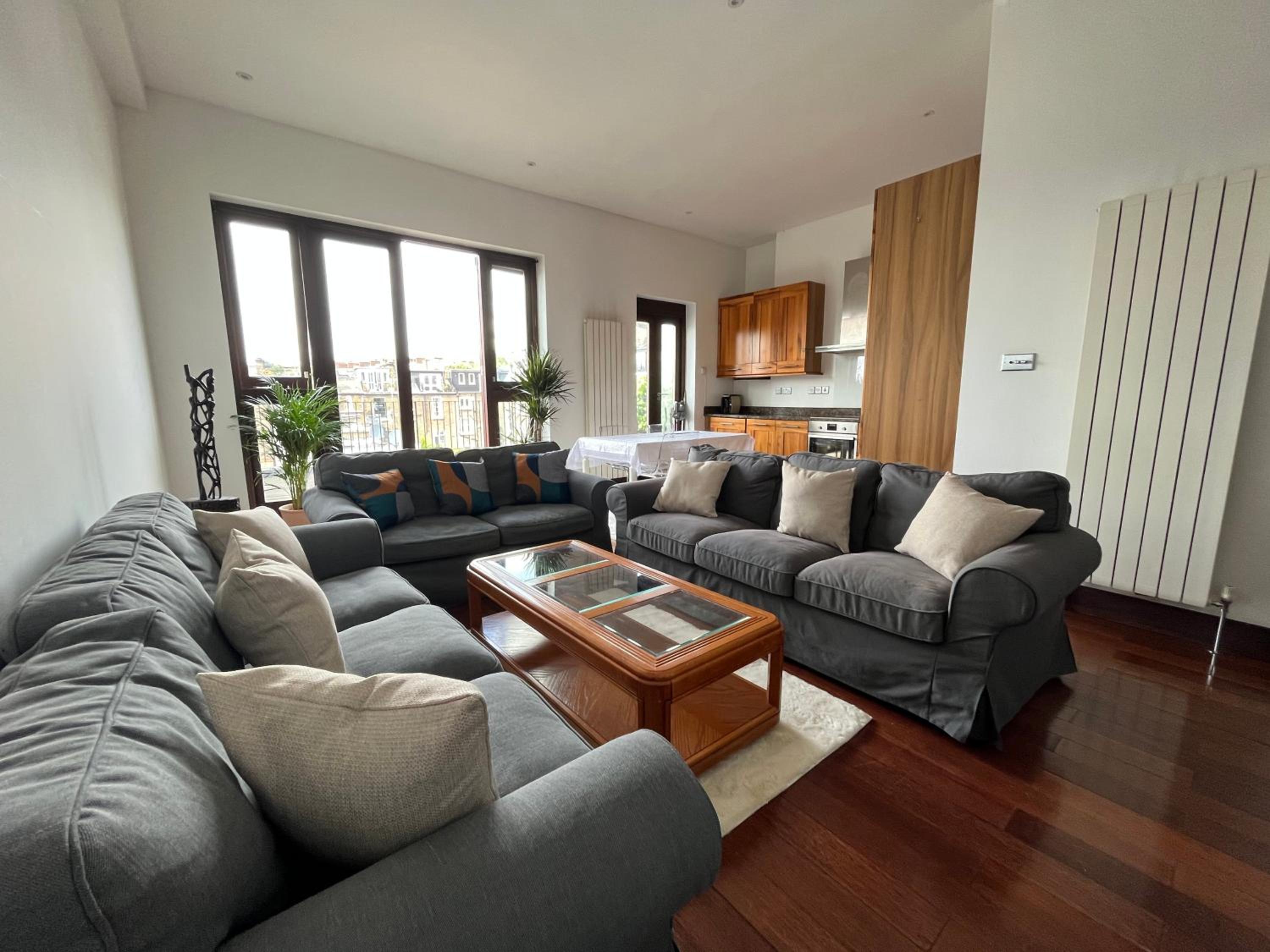 Luxury 2 Double Bedroom Flat - Kensington London