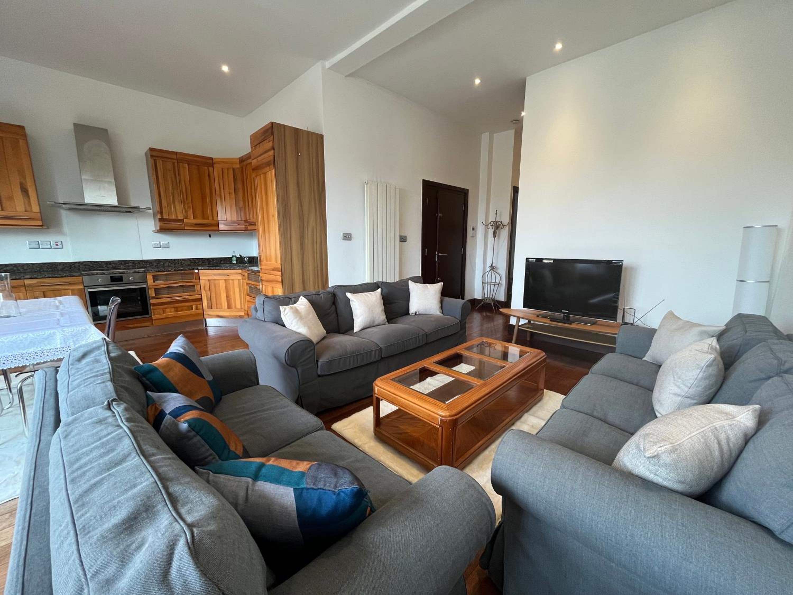 Luxury 2 Double Bedroom Flat - Kensington London