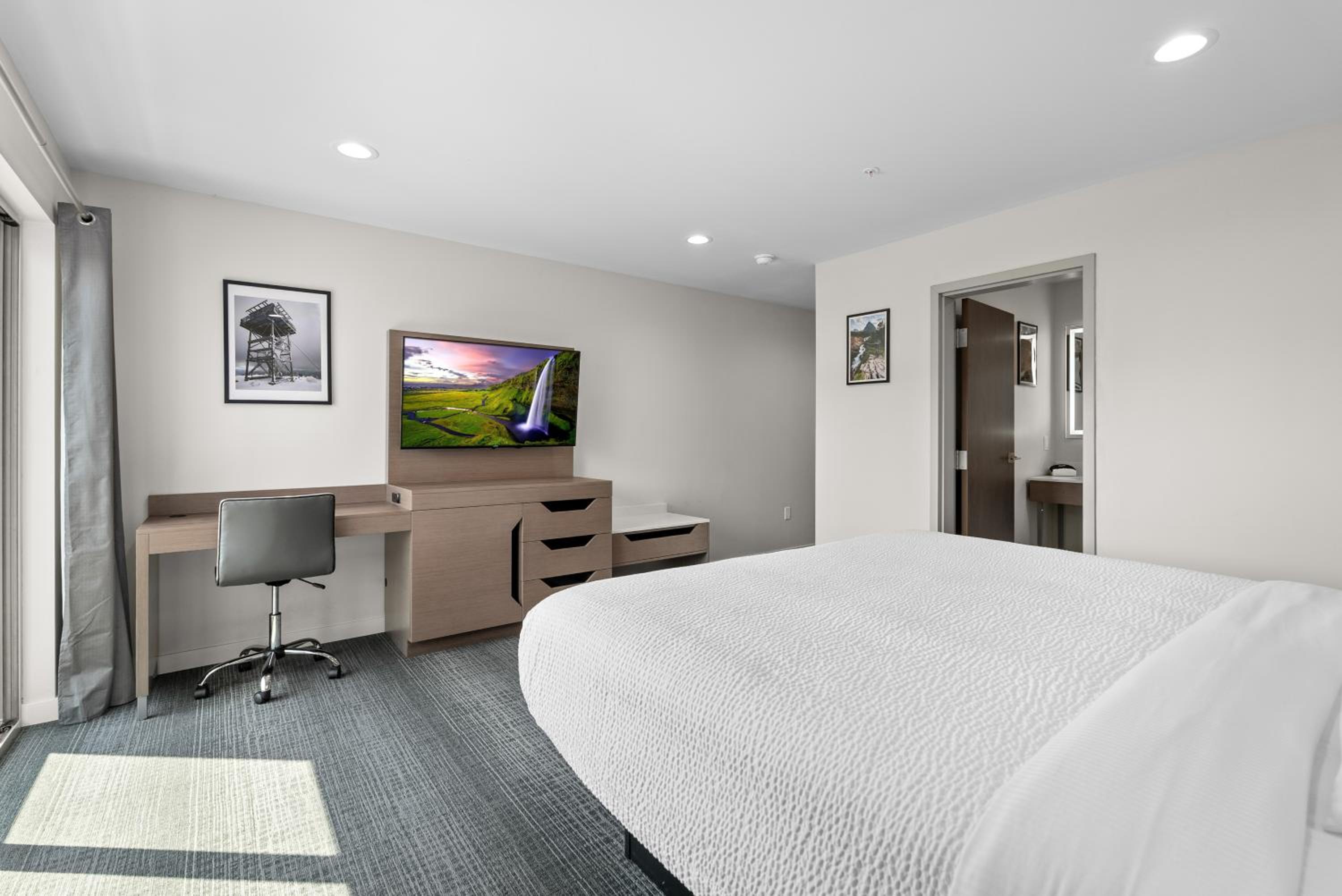 Sandpoint Vacations - Cedar Street Hotel  Suites - Property Image 44