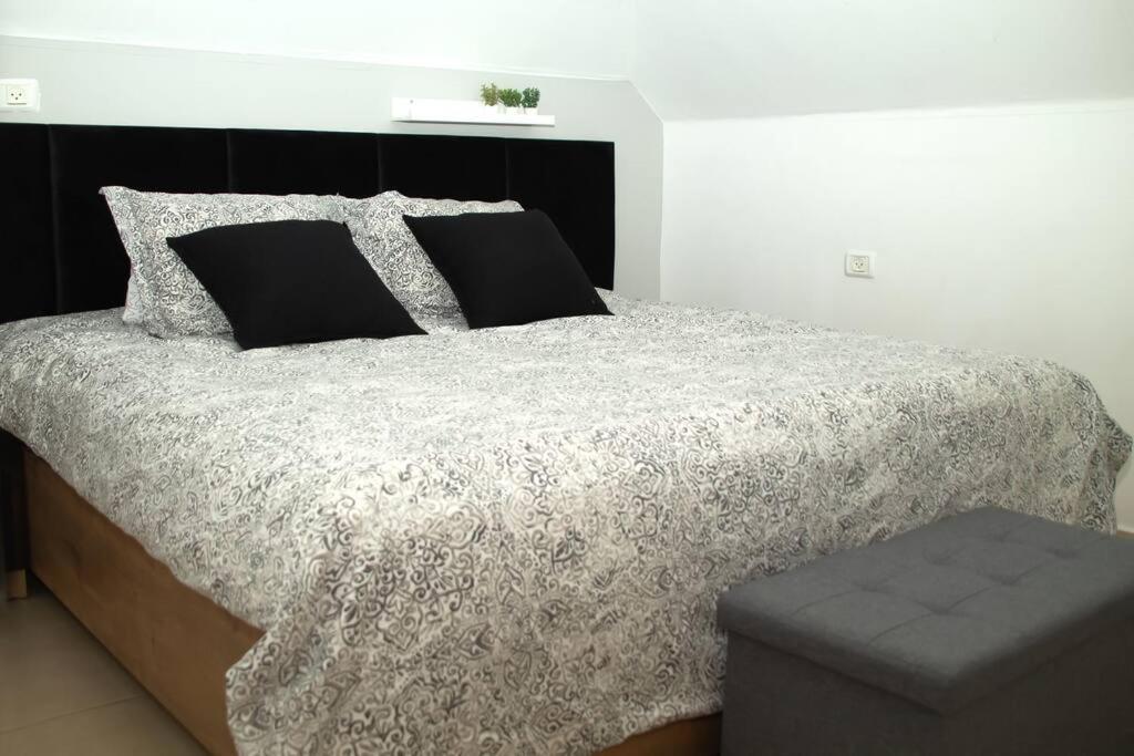 the pleasant home,in the heart of the old city