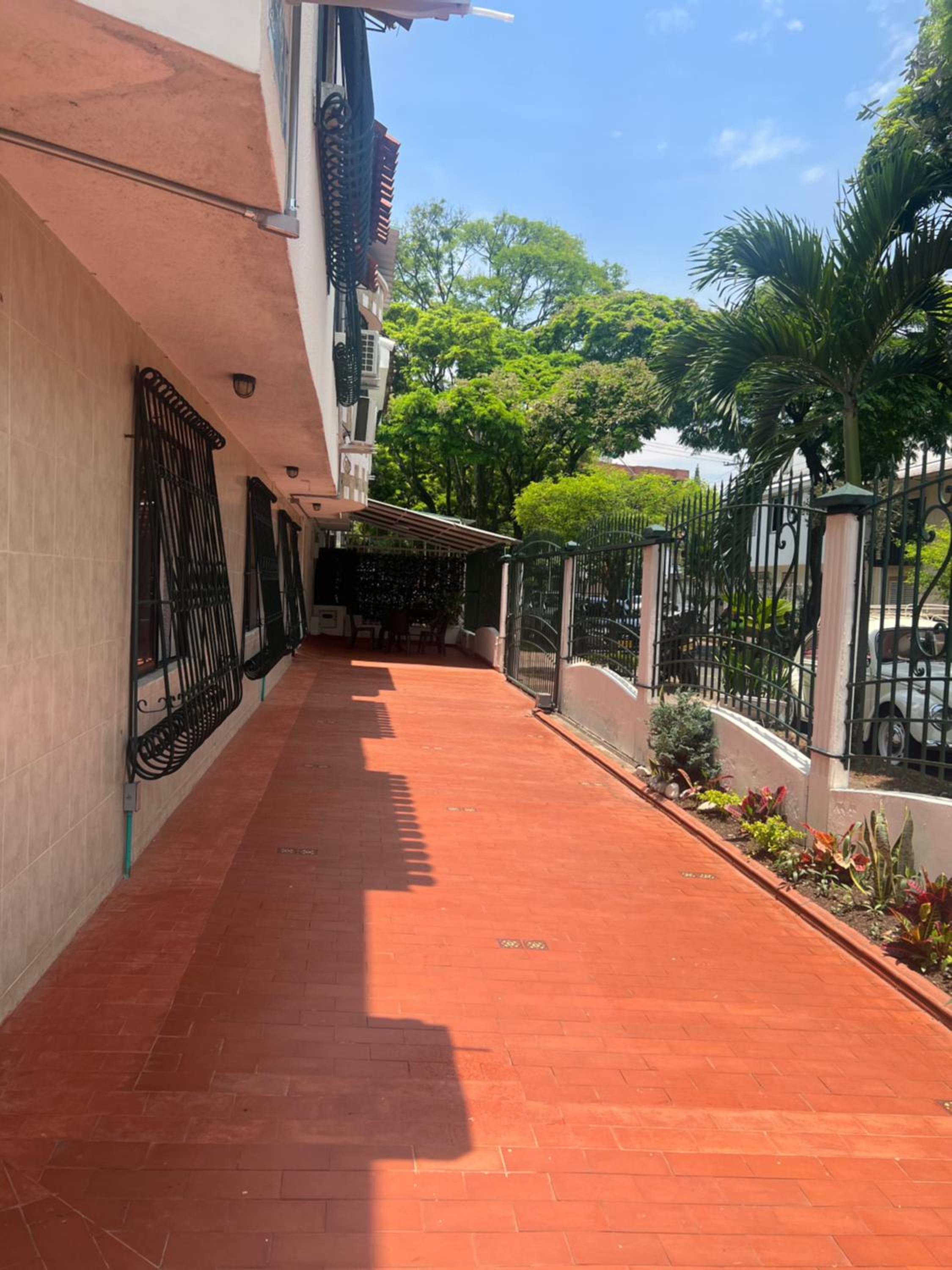 CASA HOTEL FLOR DEL VALLE