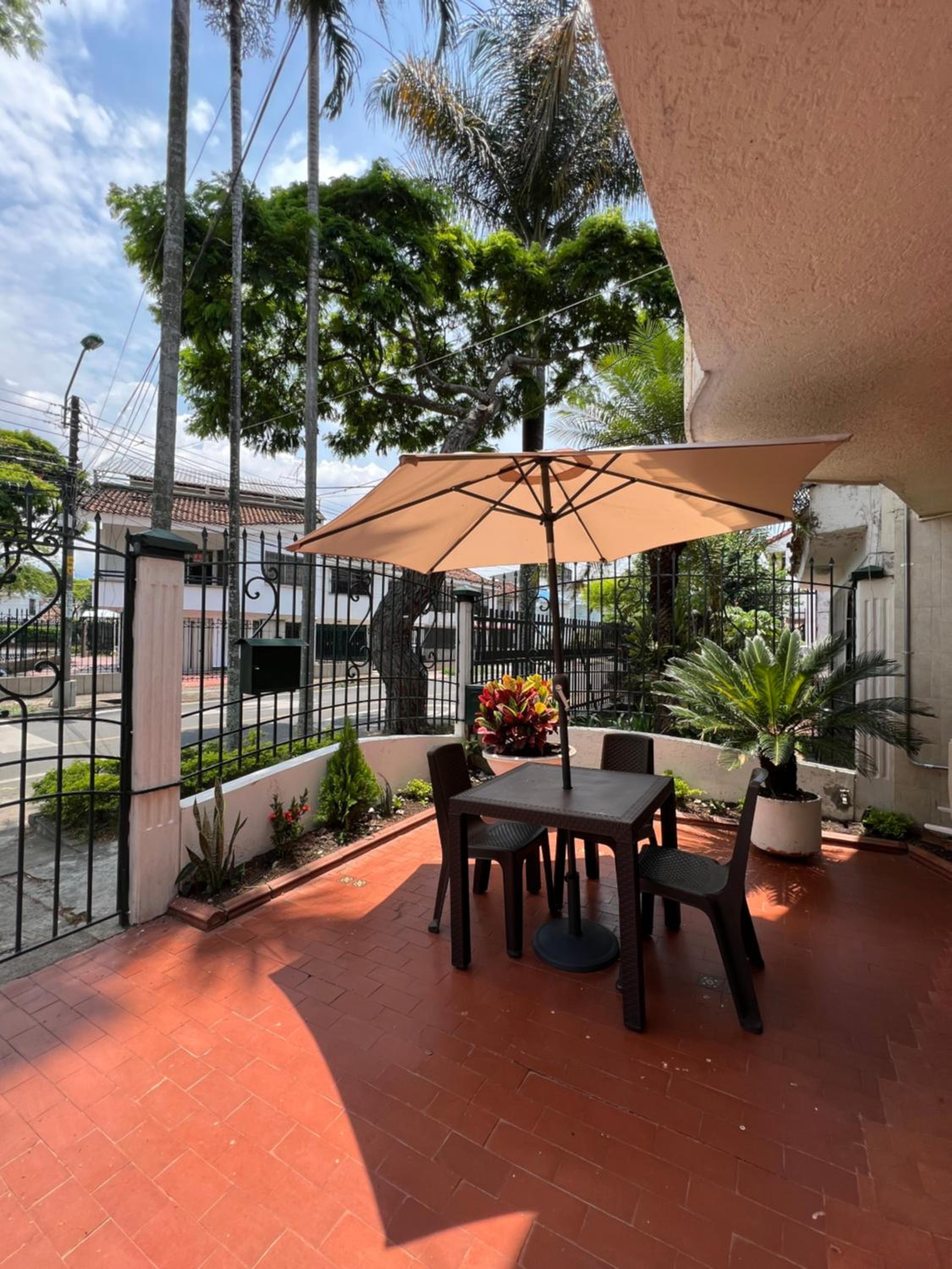 CASA HOTEL FLOR DEL VALLE