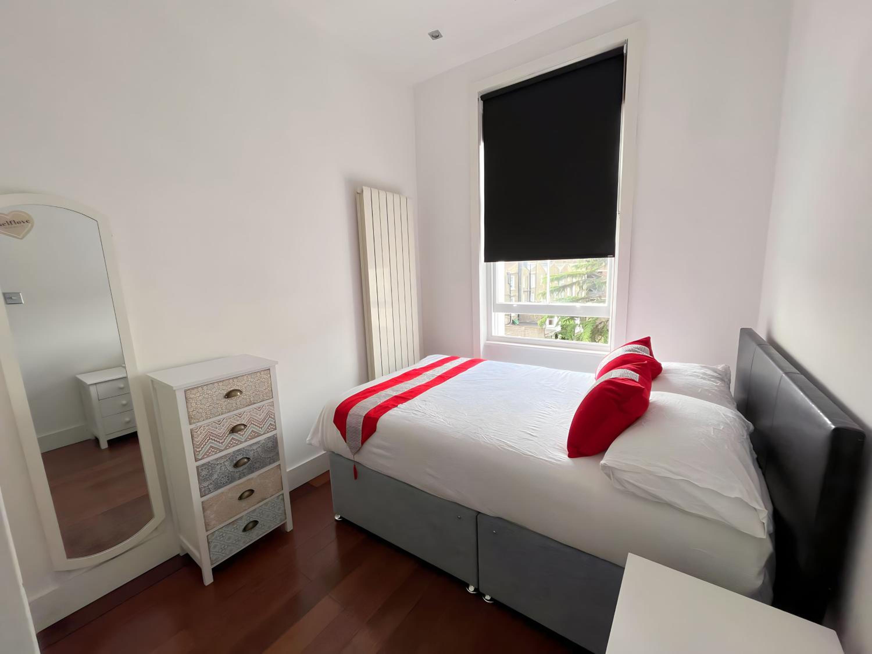 Luxury 2 Double Bedroom Flat - Kensington London
