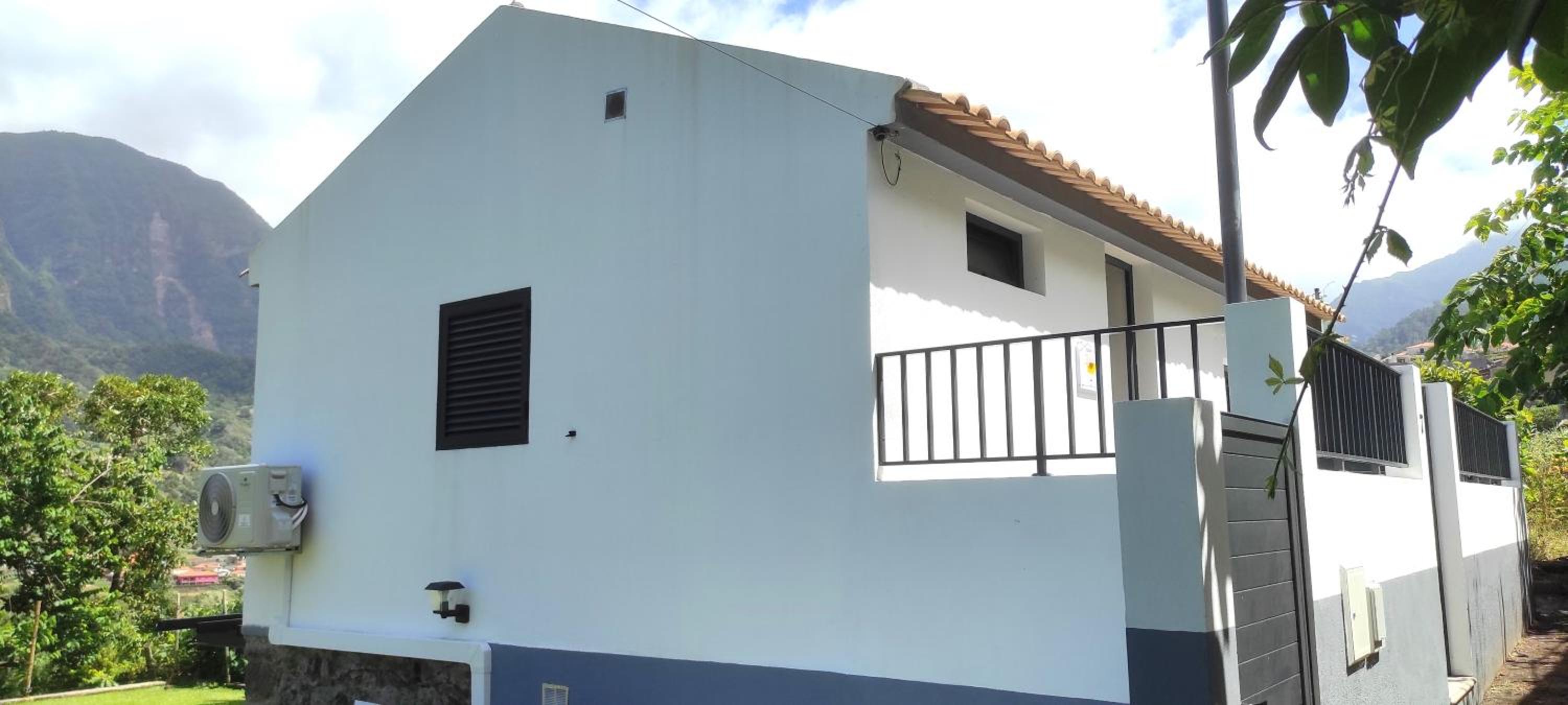 CASA GIRASSOL " uma Janela para o Nascer do Sol " view 3