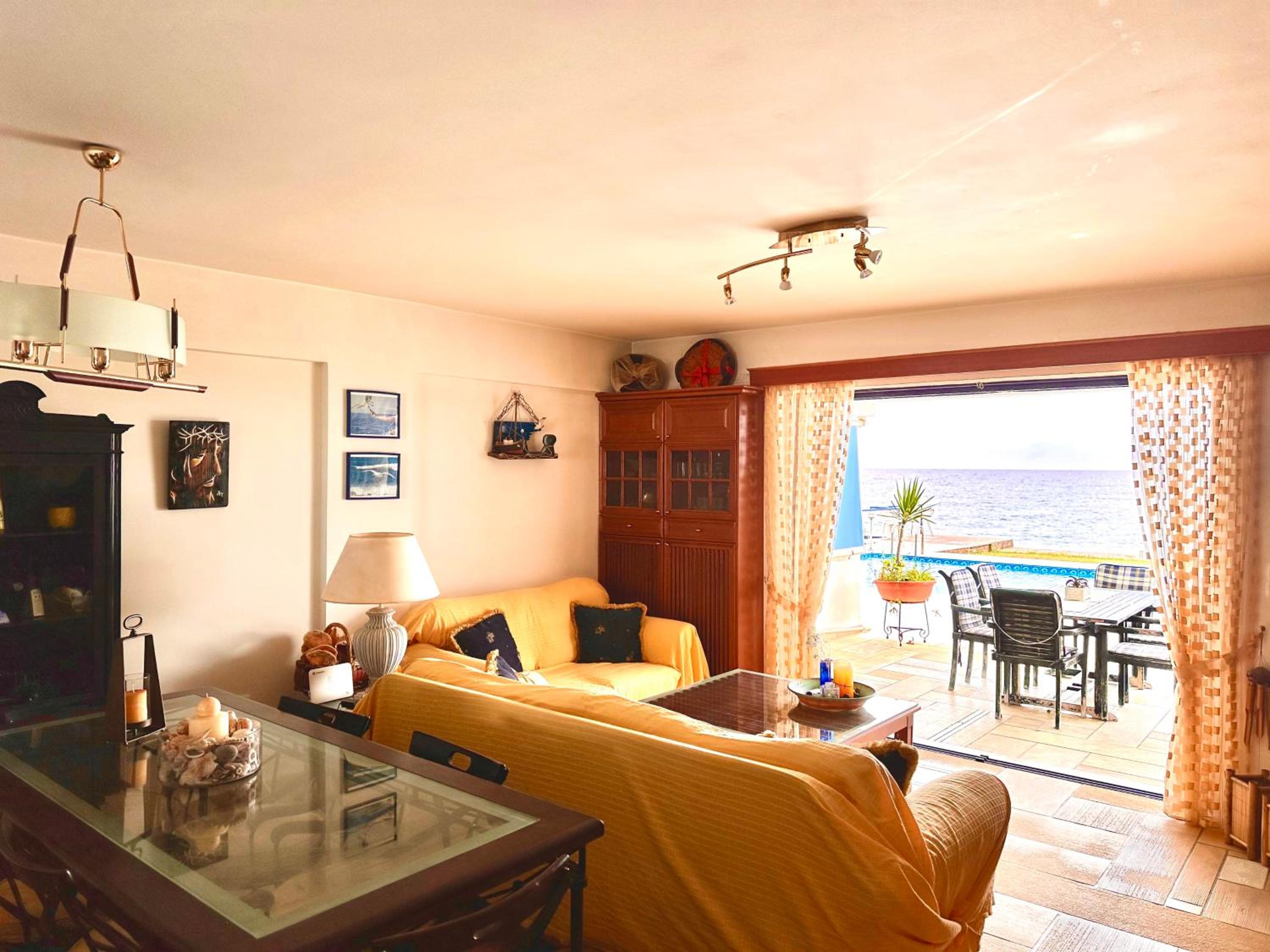 Pool Beachouse With Stunning Views view 2