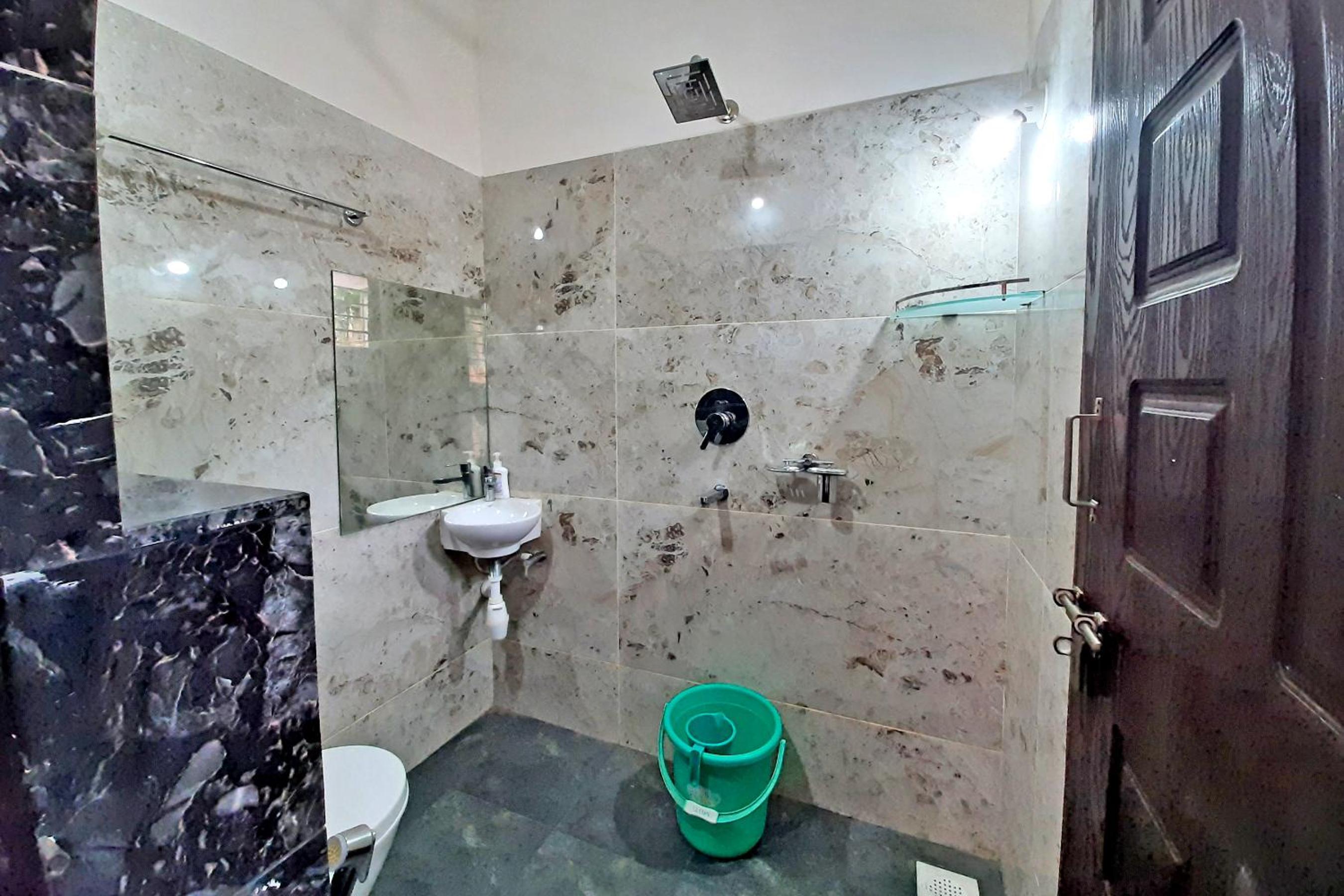Photo 20