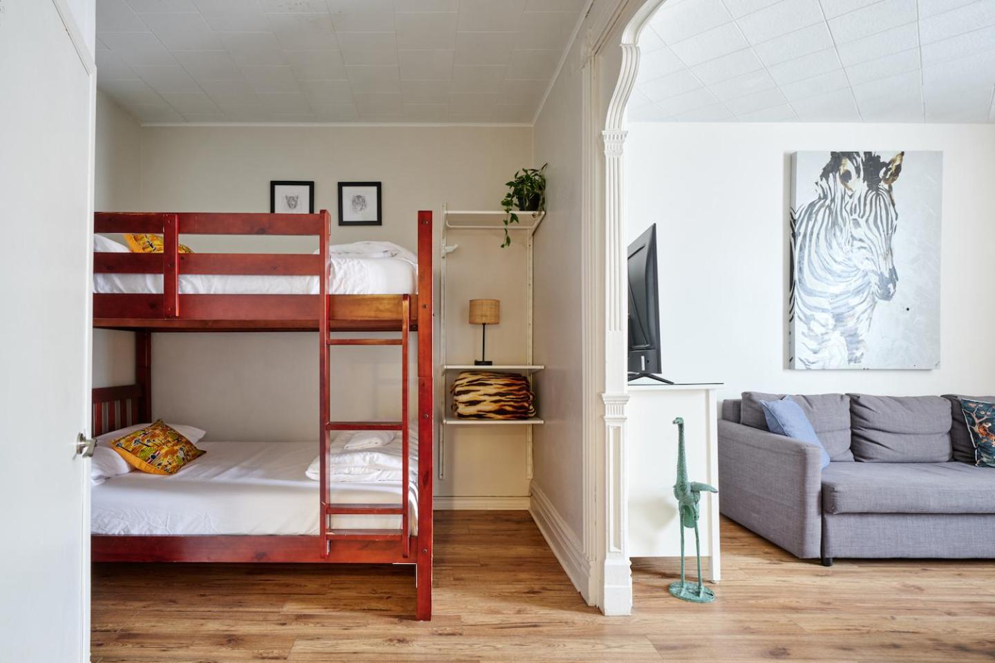 MtlVacationRentals - MTL ZOO