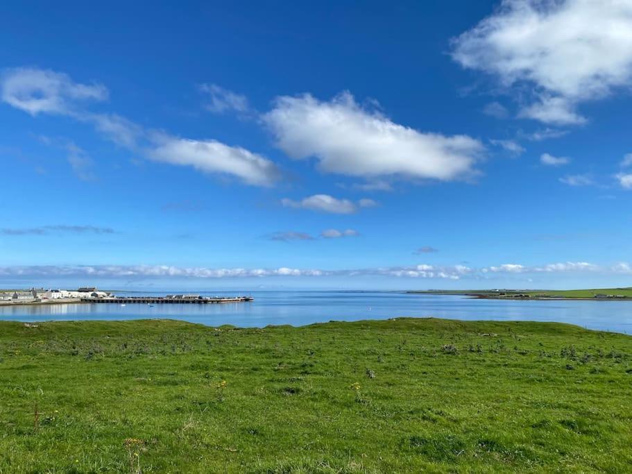 2 Bedroom house overlooking Pierowall Bay, Westray view 3