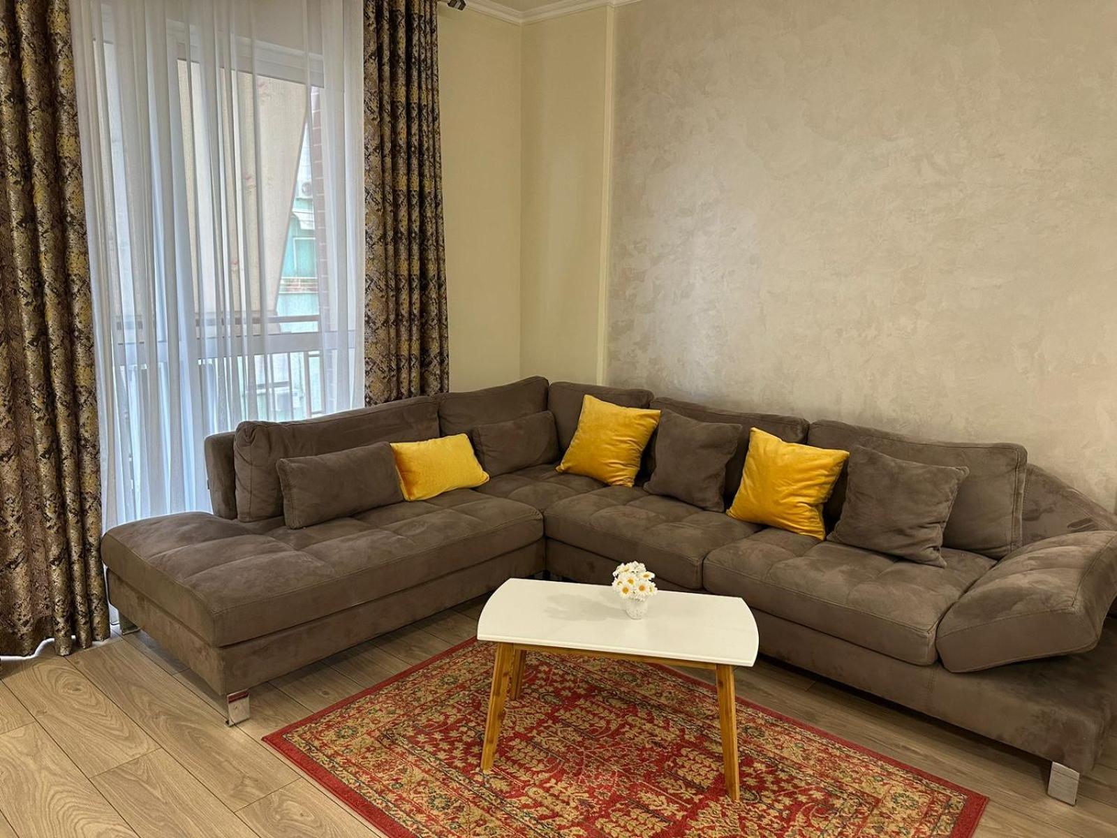 City Center Tirana luxury Orange Apartment 9A