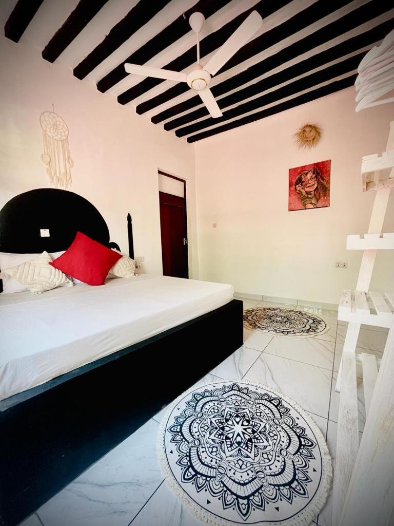 Villa Euphoria - Adults Only