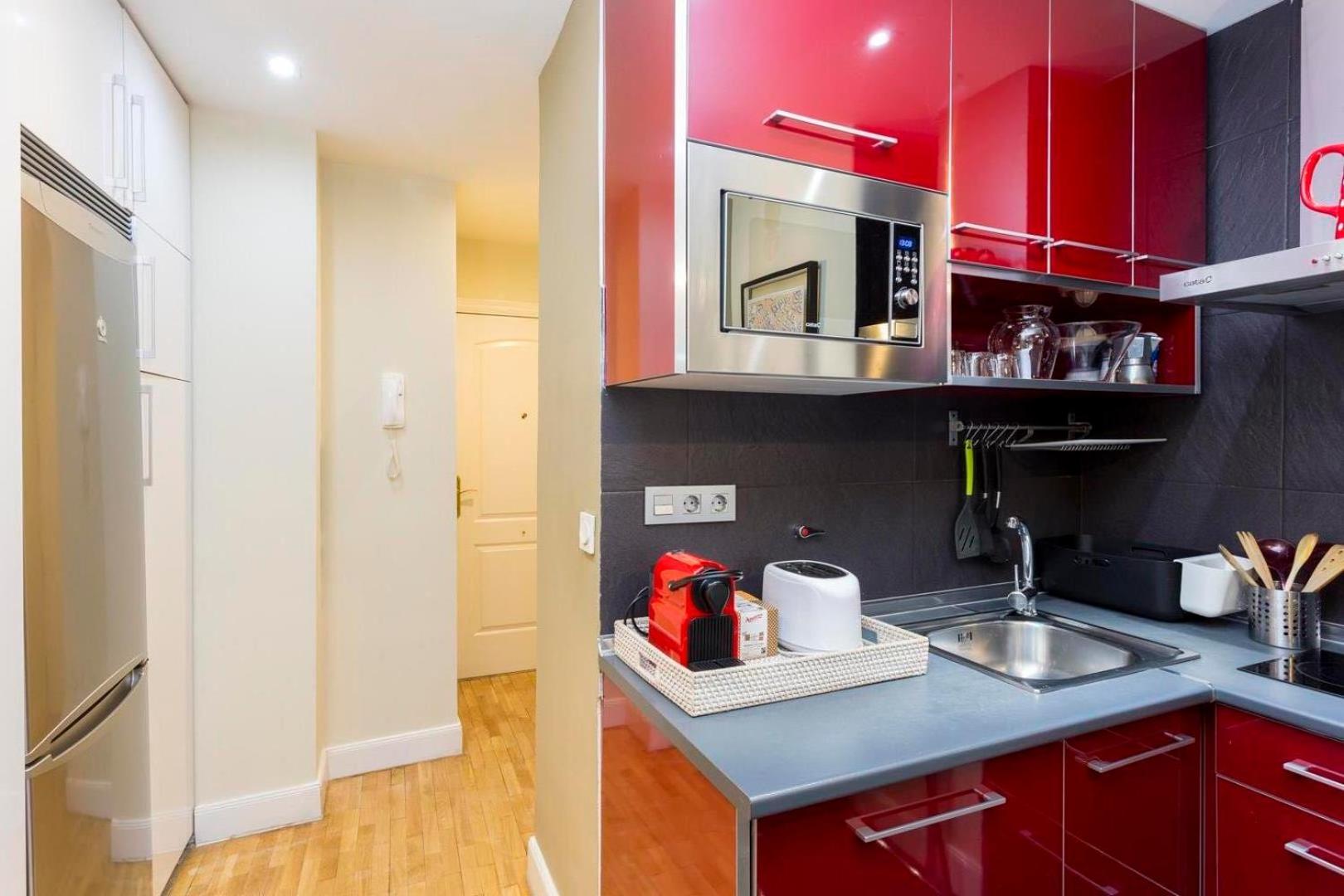 Quiet 1BR apartment in Chueca photo 3