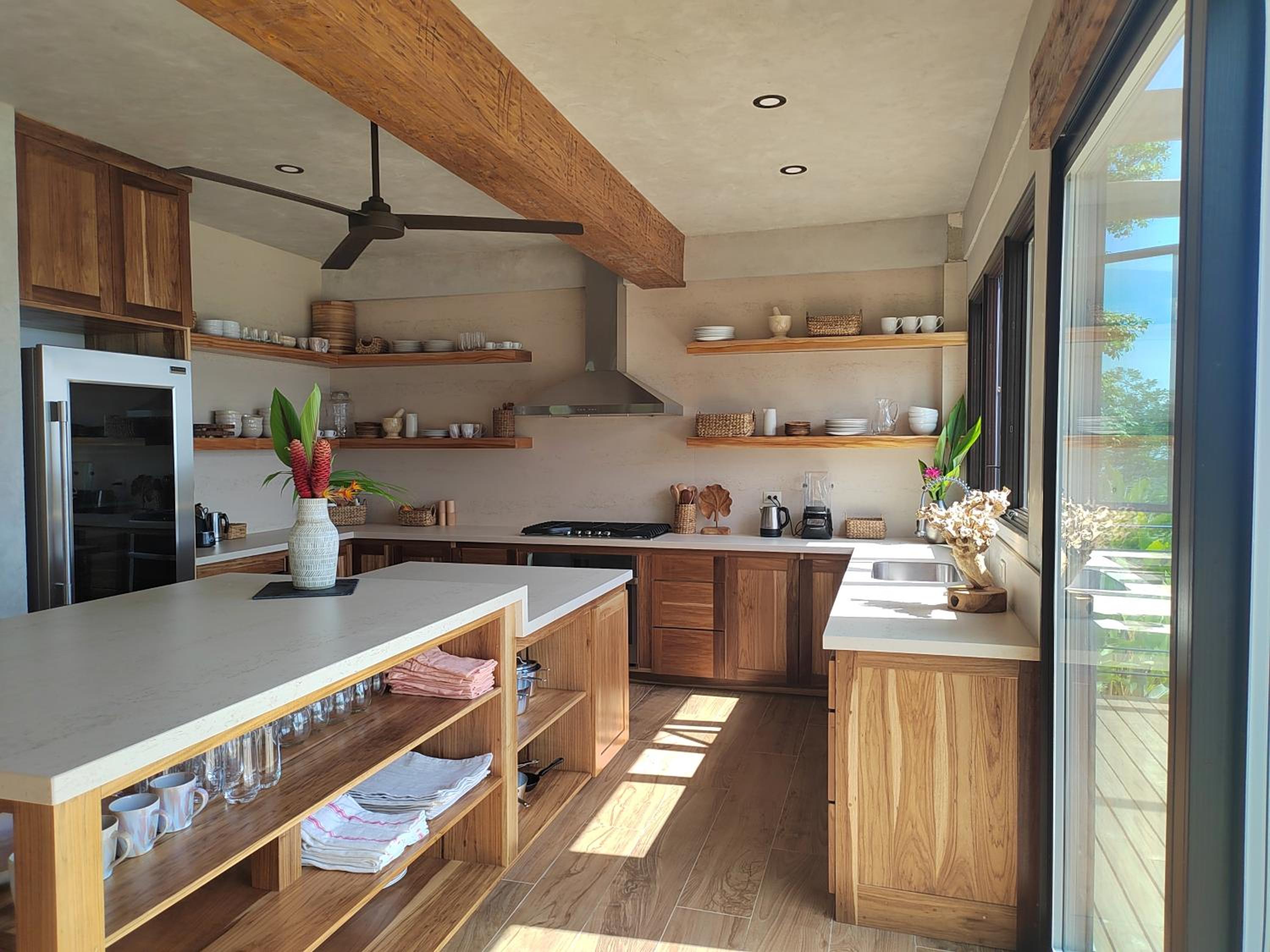 Lamangata Luxury Surf Resort