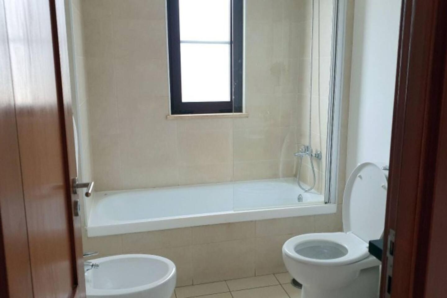 Tortuga beach lovely 2 bed apartment and gardens