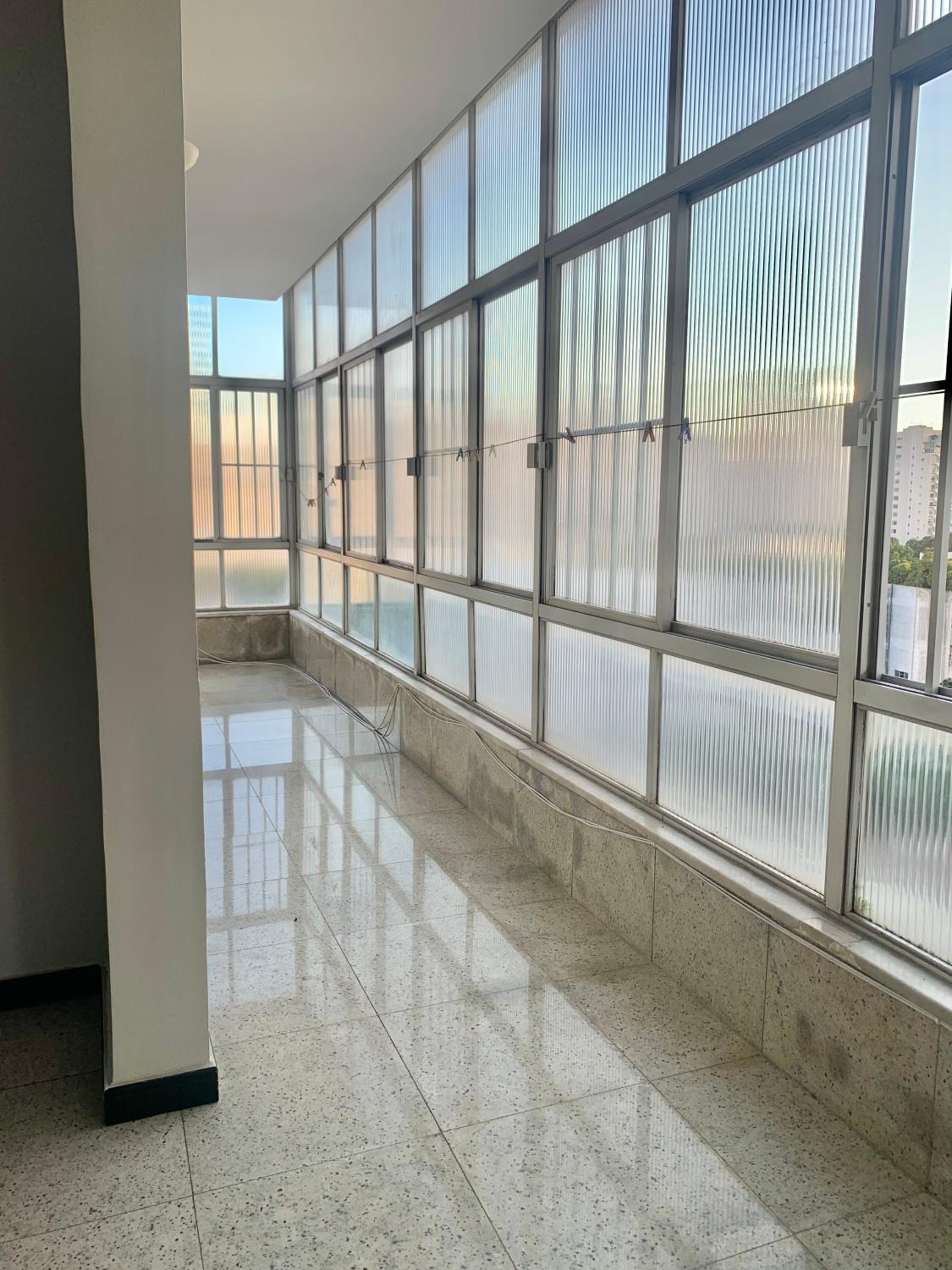 Apartamento amplo e confortável