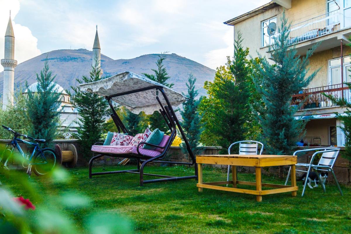outdoor BBQ area