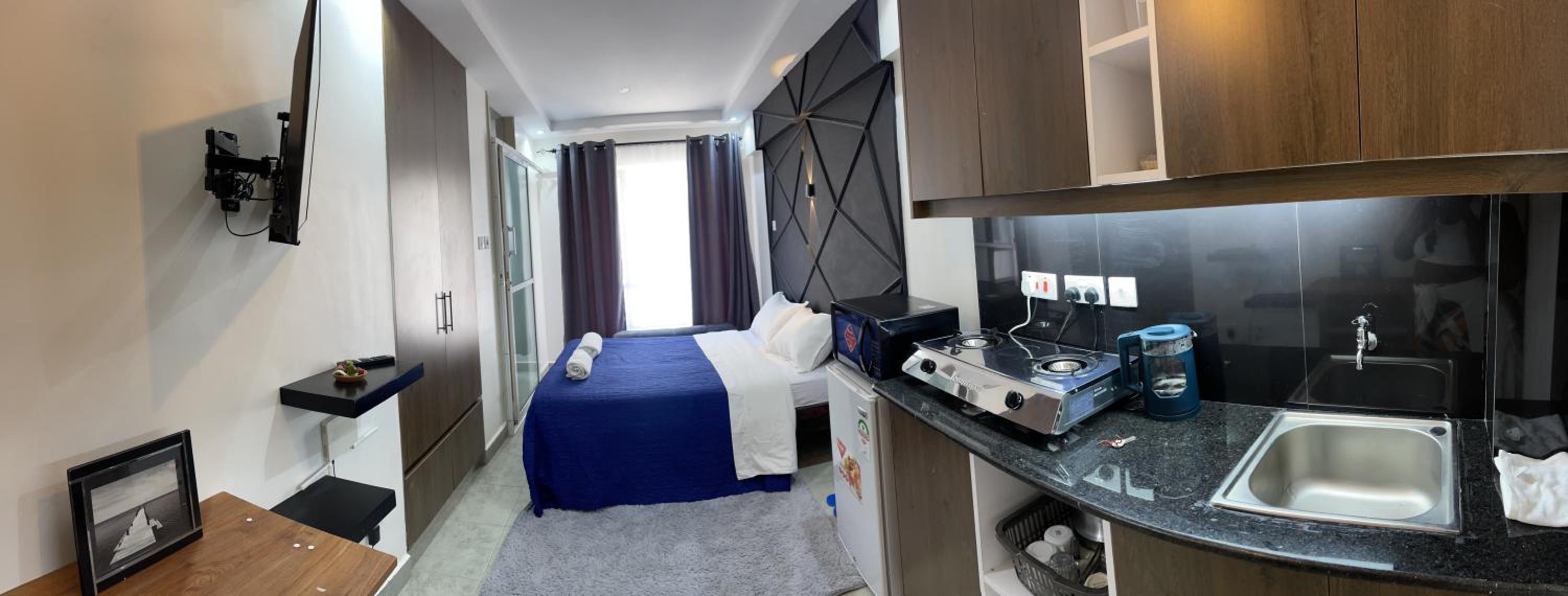 Deluxe Luxury Room/Studio apartment