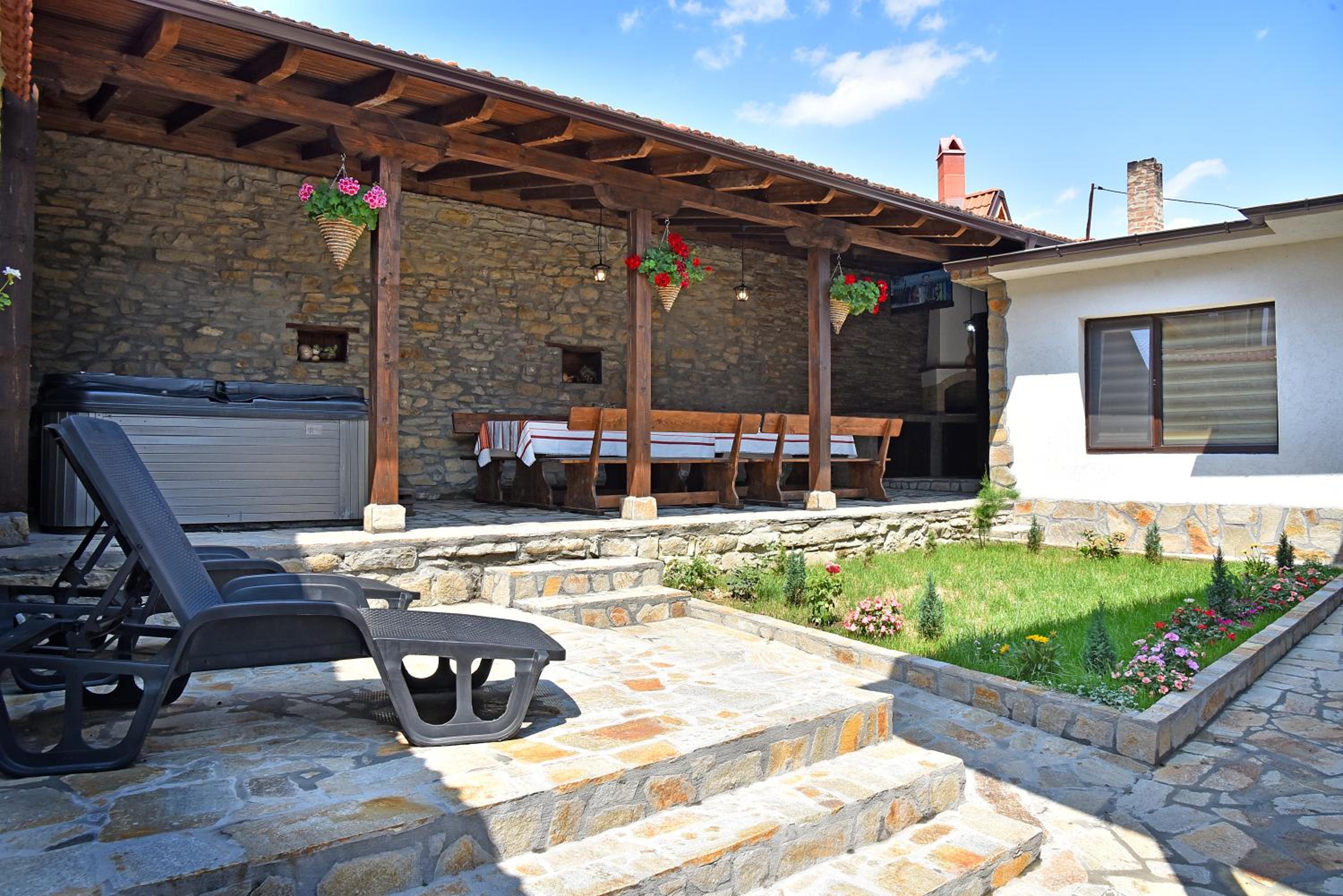 GERANA HOUSE
