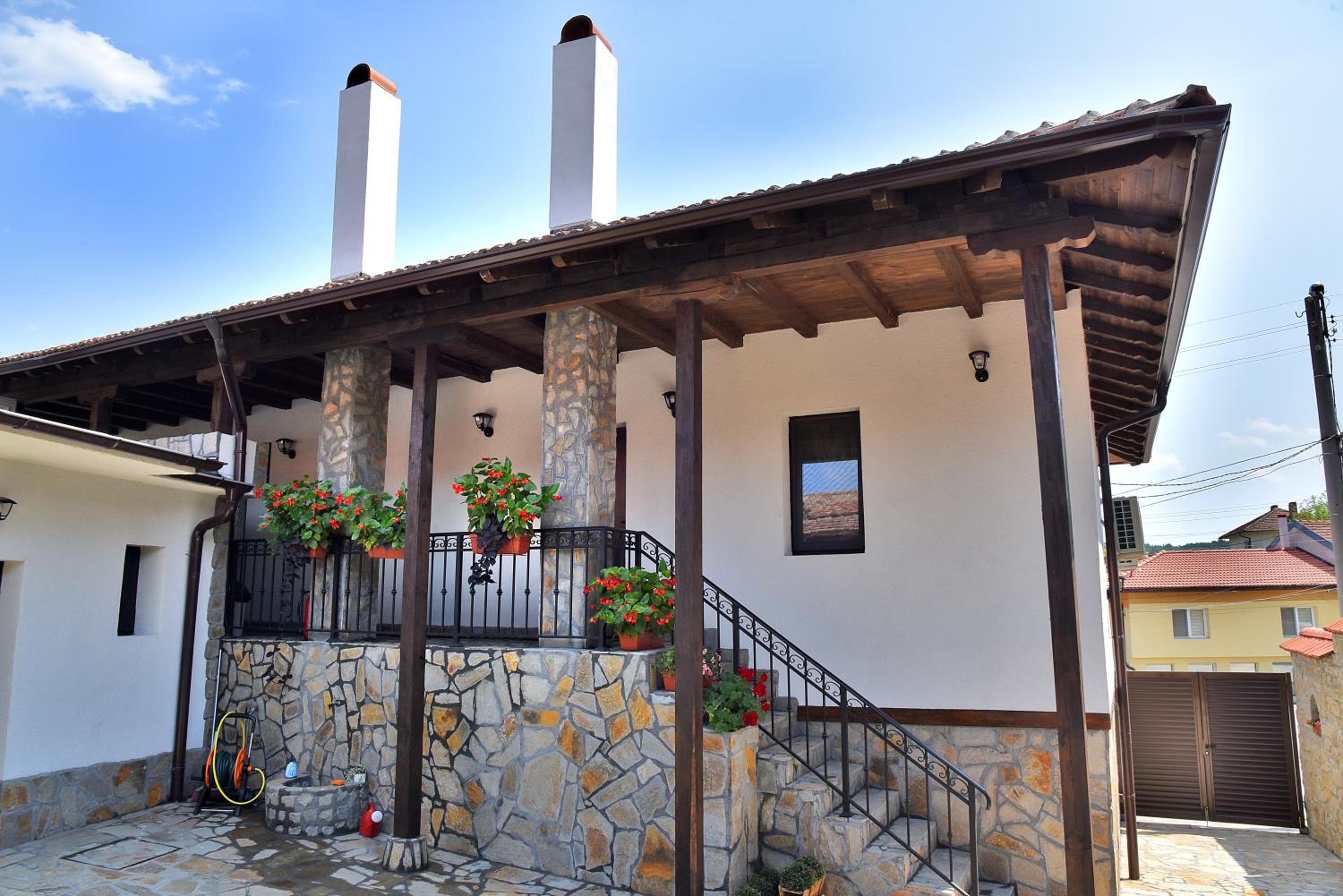 GERANA HOUSE