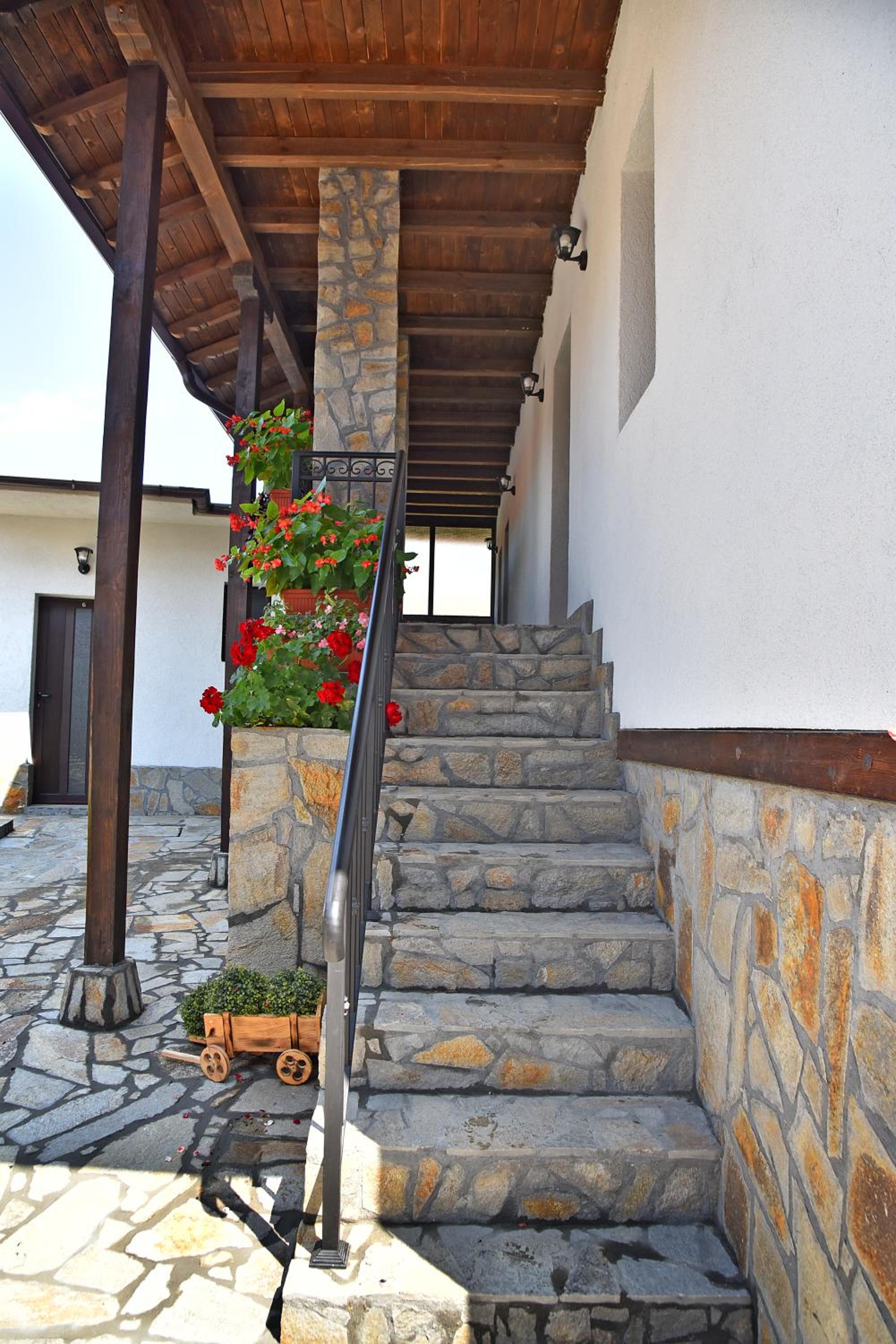 GERANA HOUSE