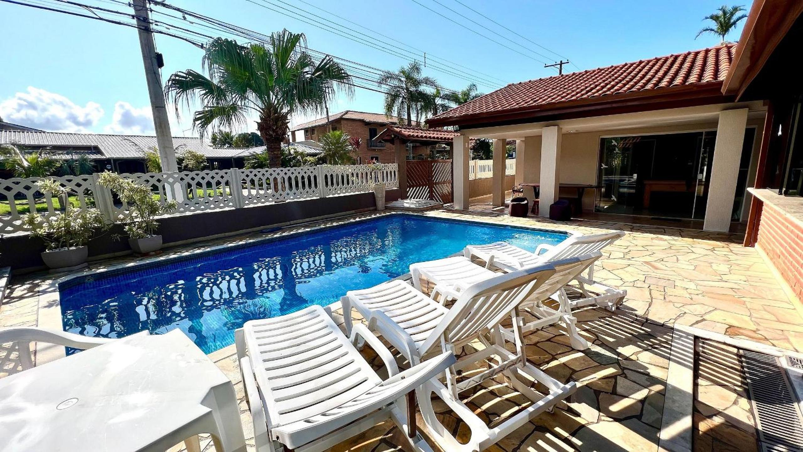 Praia/Piscina com hidro /Pebolim/Sinuca e Wi-Fi