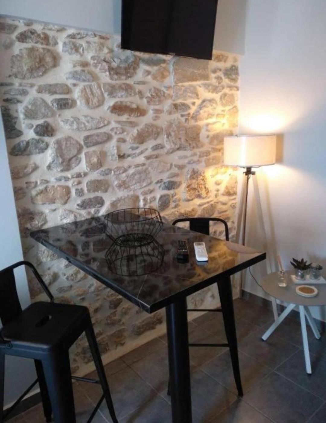 CASA SYRA