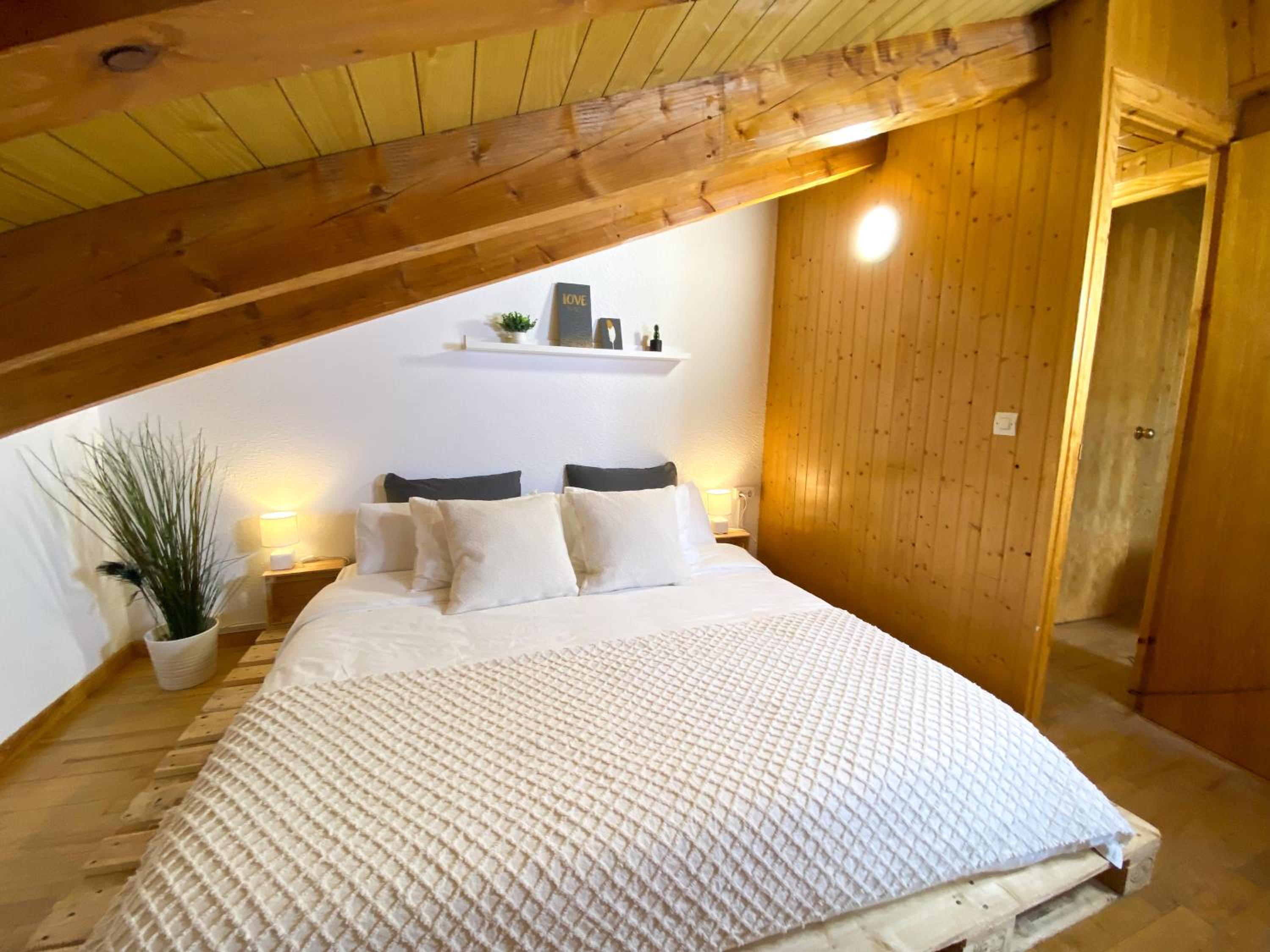 Ático Dúplex Con Increibles Vistas a La Valle De Incles - Parking Gratis l by BonesVacances