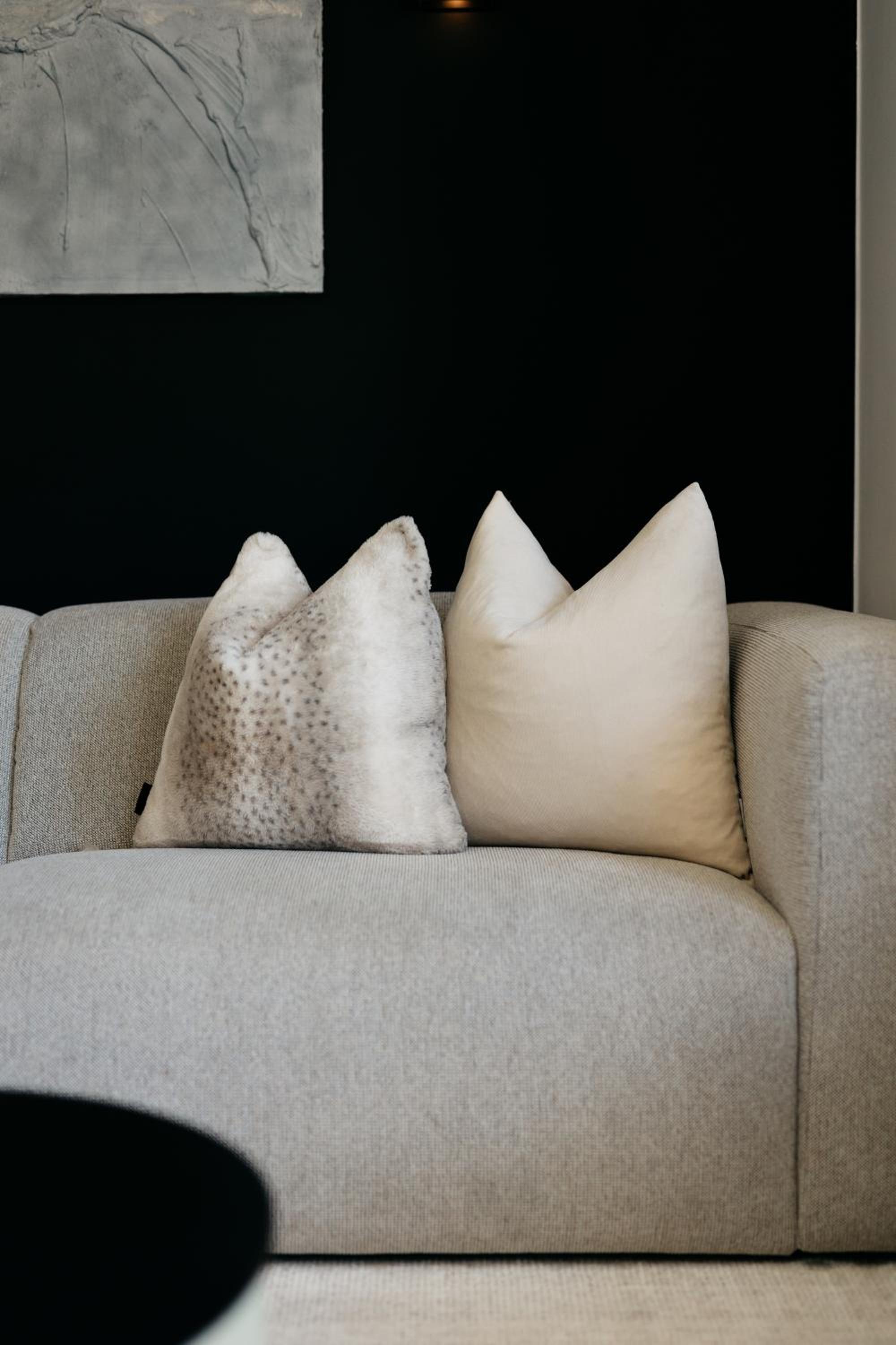 The Edgewater Suites - Park View