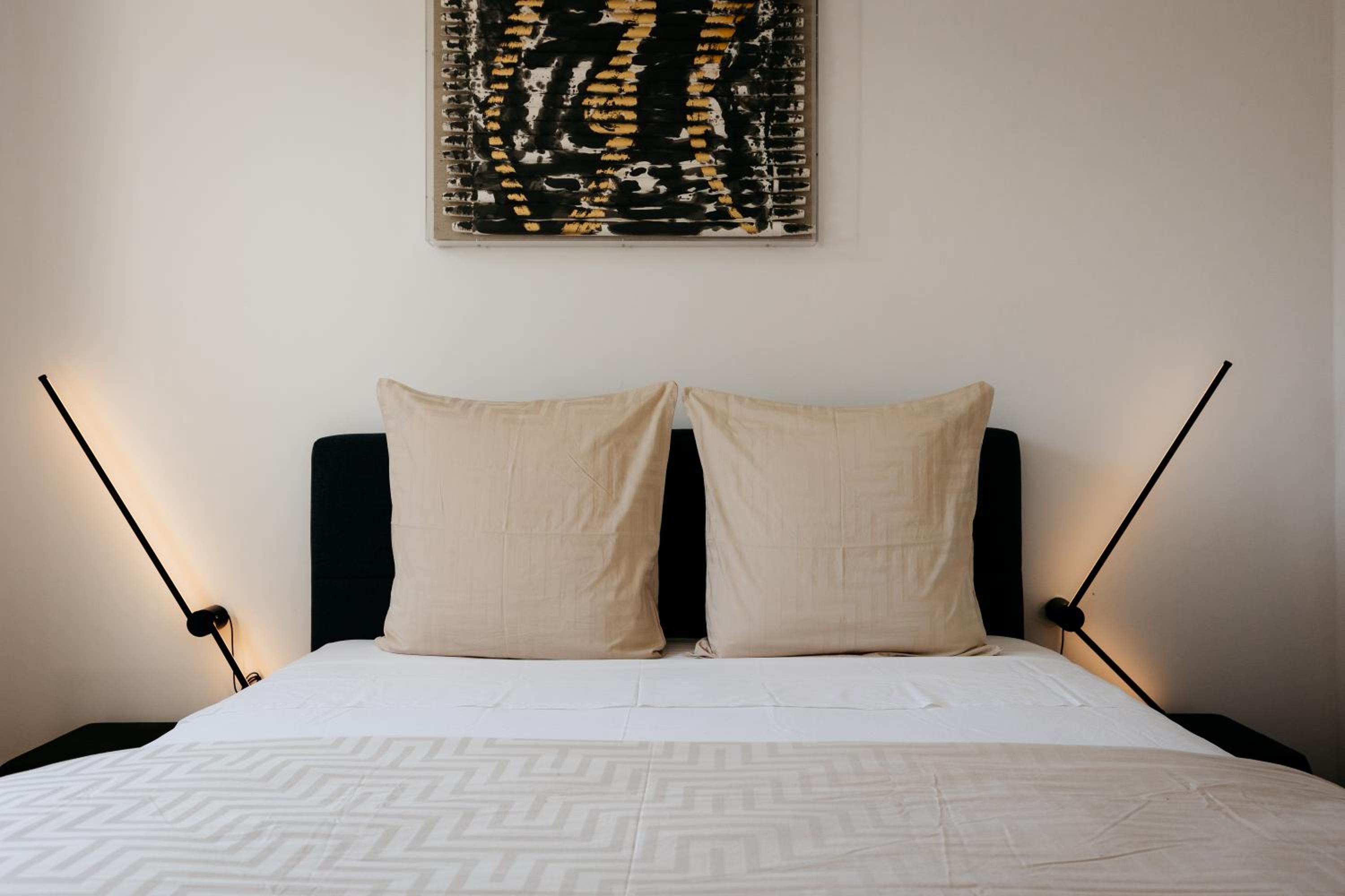 The Edgewater Suites - Park View