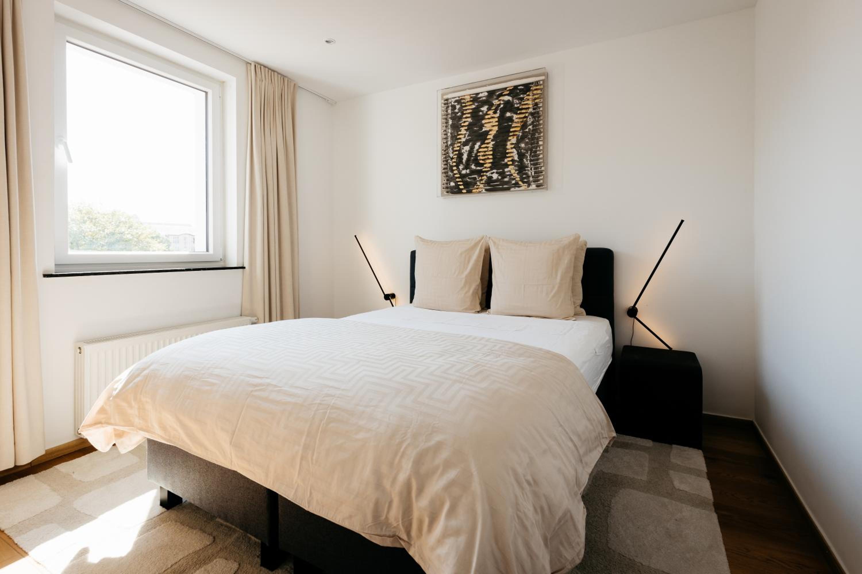 The Edgewater Suites - Park View
