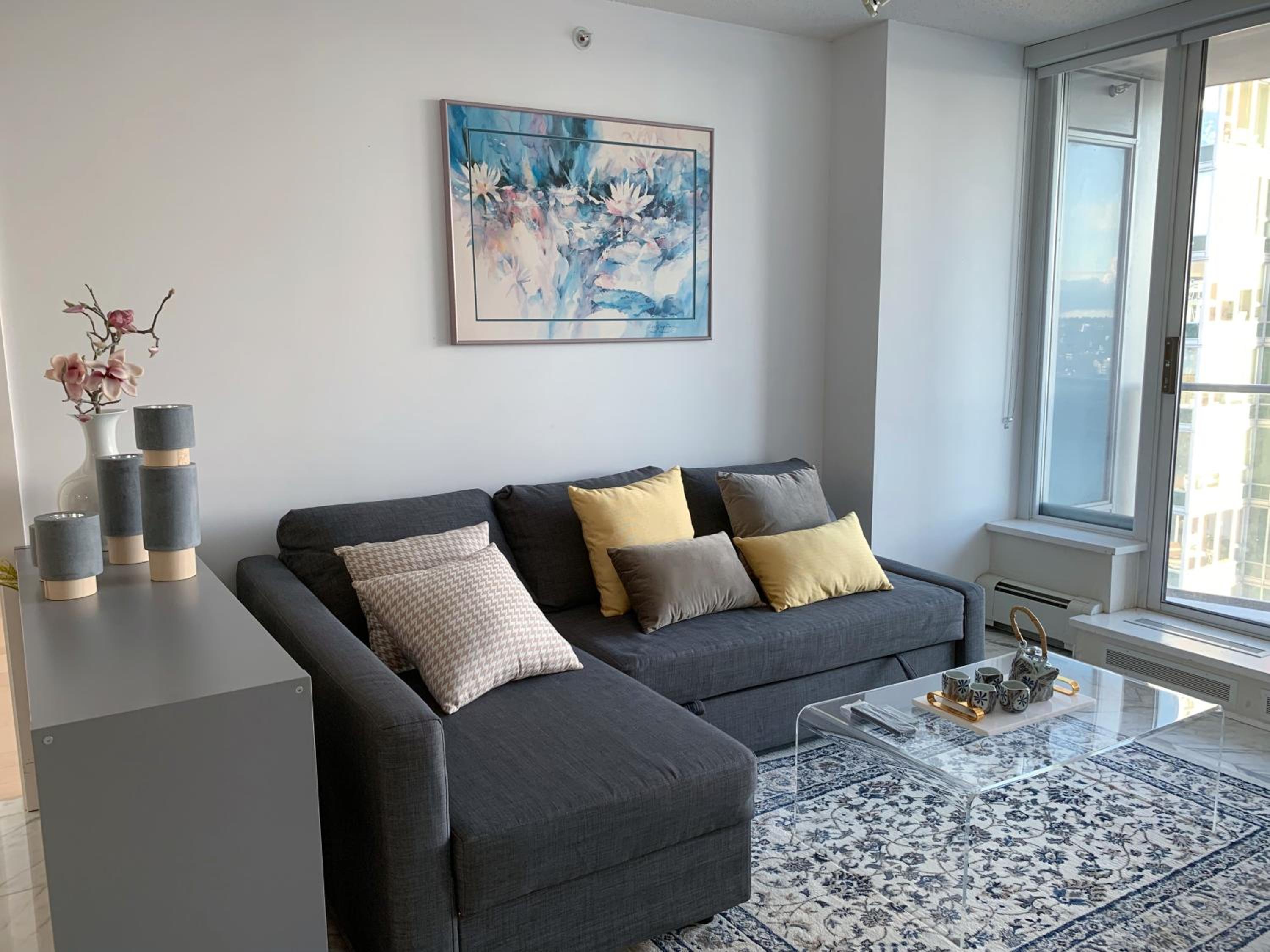 DOWNTOWN+Amazing View+2BD/2BA Free Parking